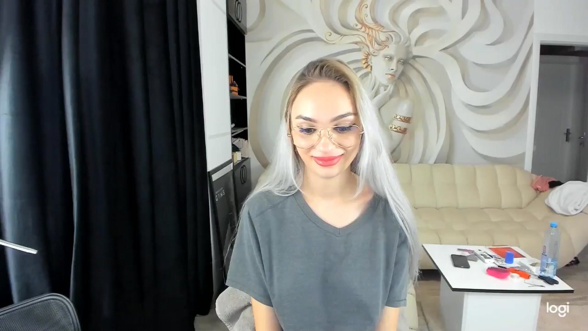 Gallery image thumbnail from HaleySweet18's myfreecams stream on, 10/03/2024, 05:36 image 12 of 20