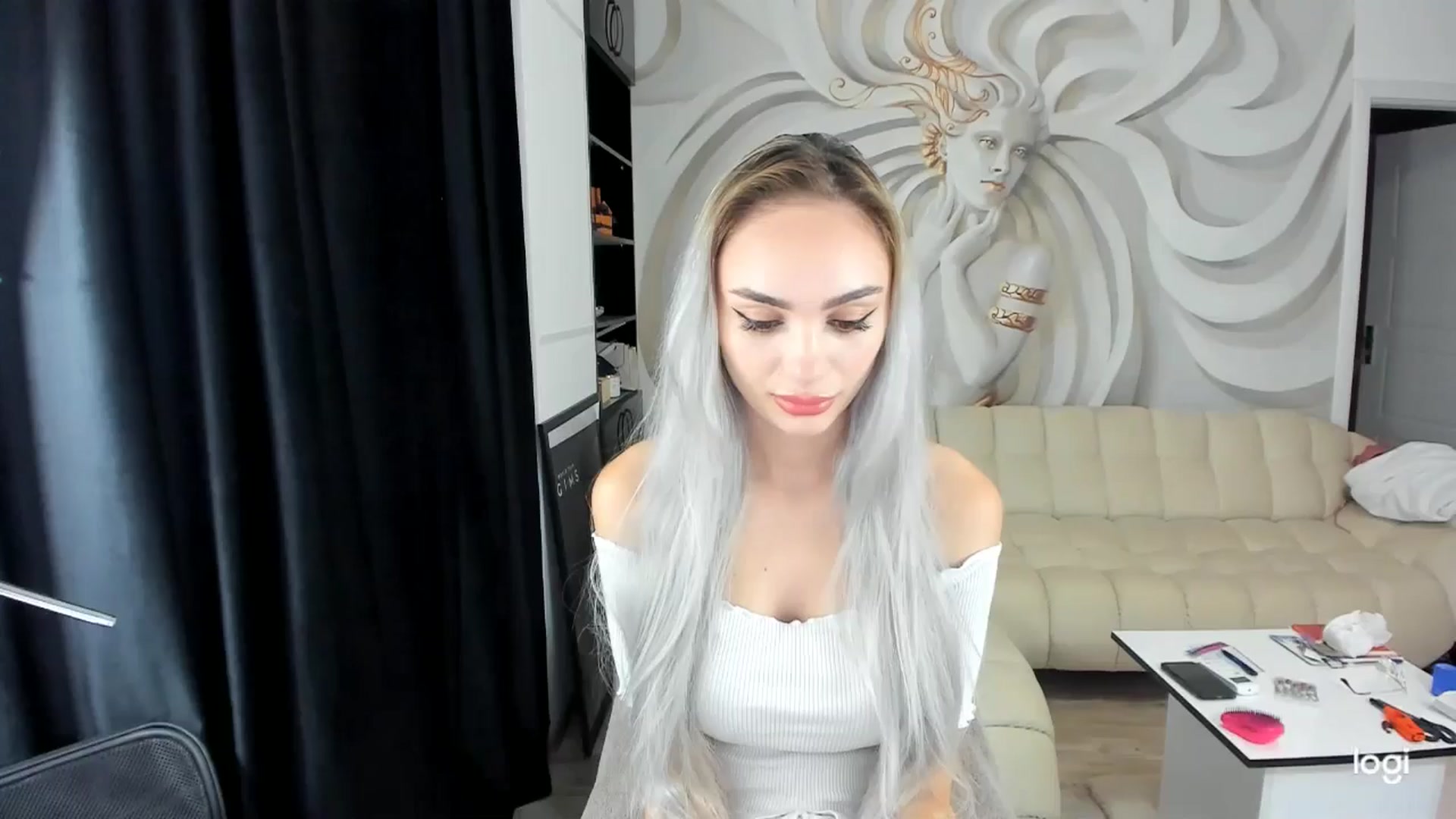 Gallery image thumbnail from HaleySweet18's myfreecams stream on, 10/05/2024, 21:22 image 1 of 20