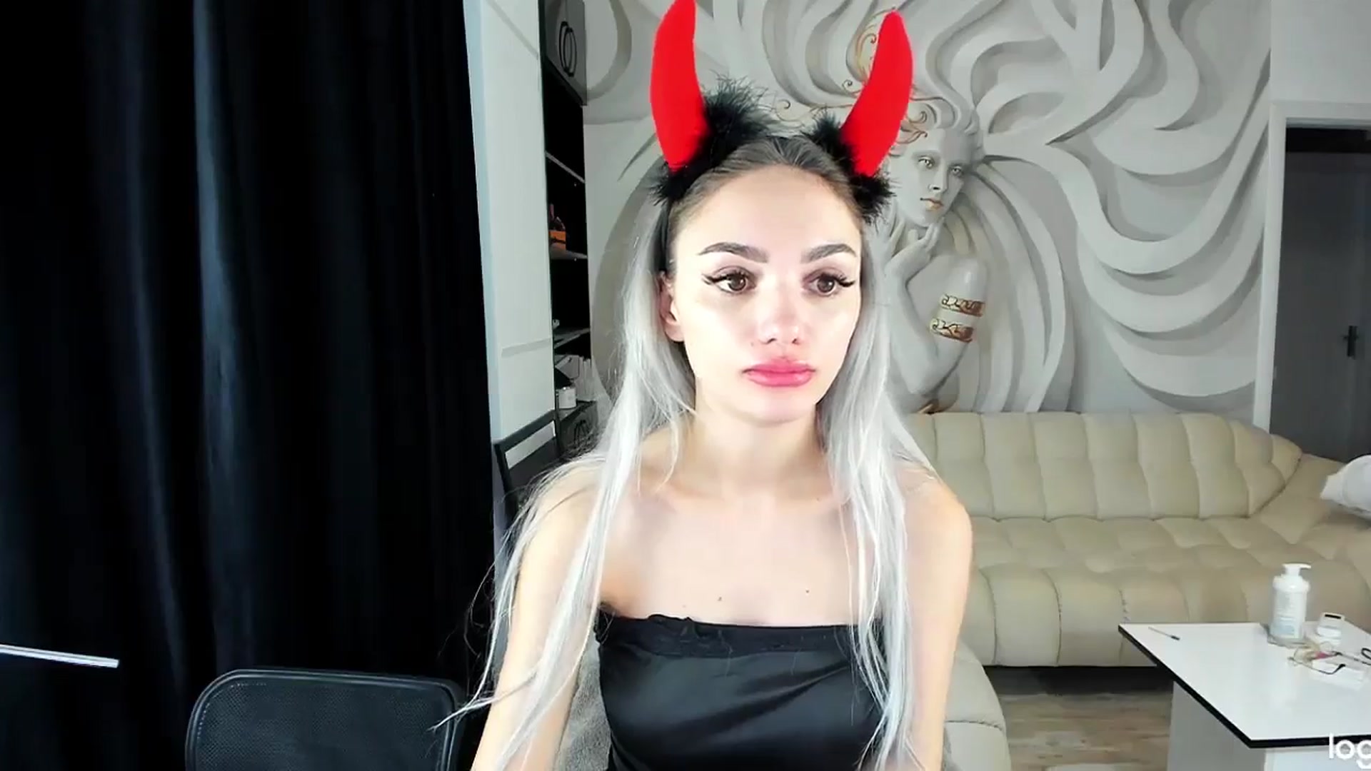 Gallery image thumbnail from HaleySweet18's myfreecams stream on, 10/29/2024, 08:12 image 12 of 20