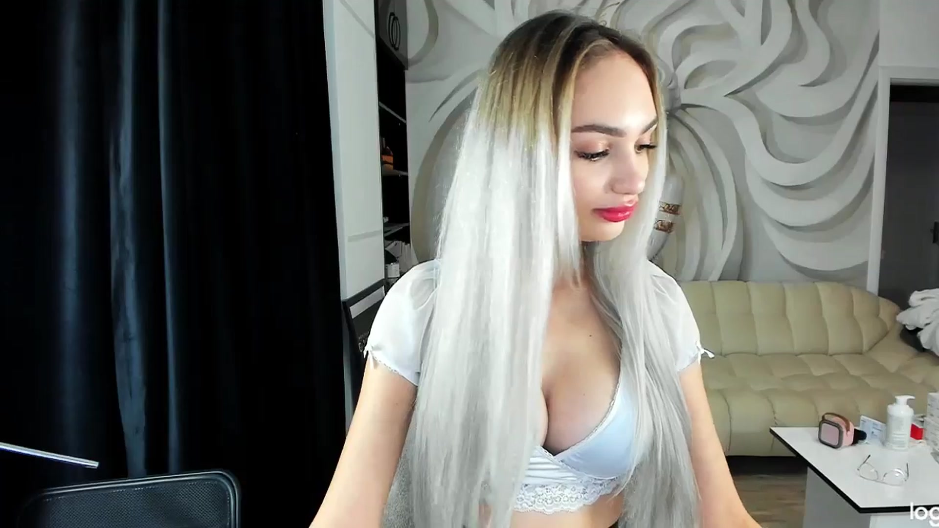 Gallery image thumbnail from HaleySweet18's myfreecams stream on, 11/03/2024, 23:30 image 3 of 20