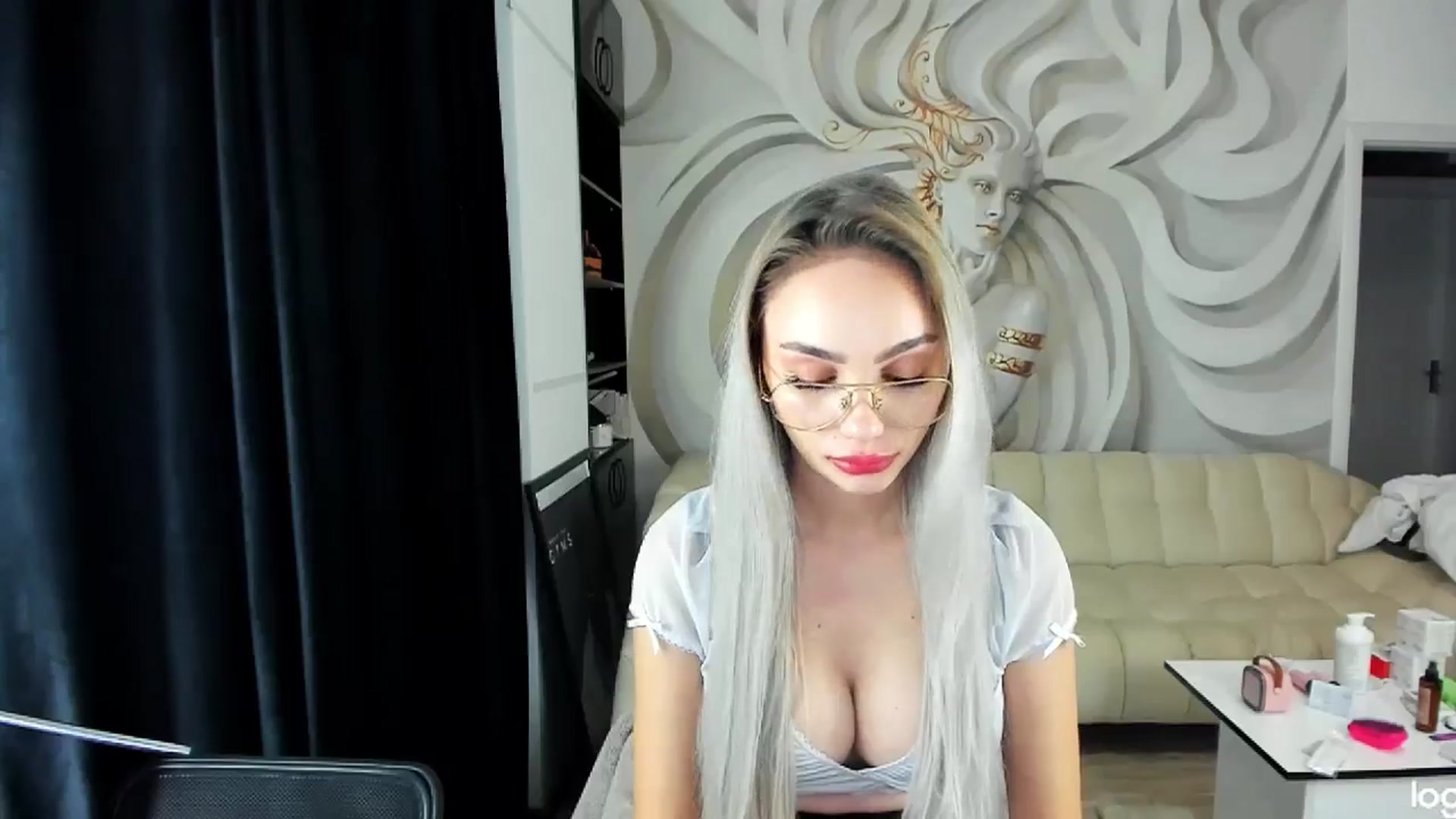 Gallery image thumbnail from HaleySweet18's myfreecams stream on, 11/06/2024, 24:40 image 14 of 20