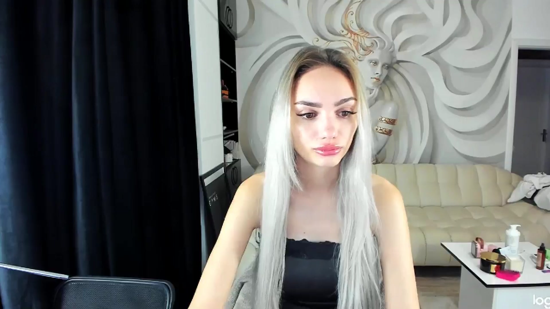 Gallery image thumbnail from HaleySweet18's myfreecams stream on, 11/06/2024, 21:40 image 4 of 20