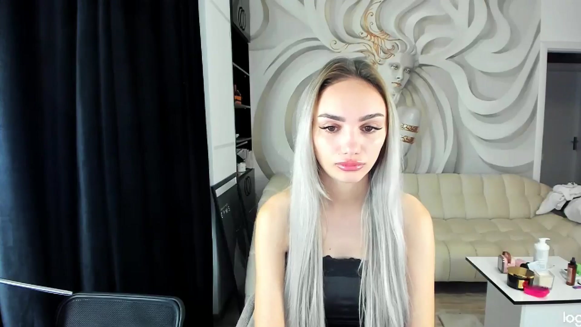 Gallery image thumbnail from HaleySweet18's myfreecams stream on, 11/06/2024, 21:40 image 16 of 20