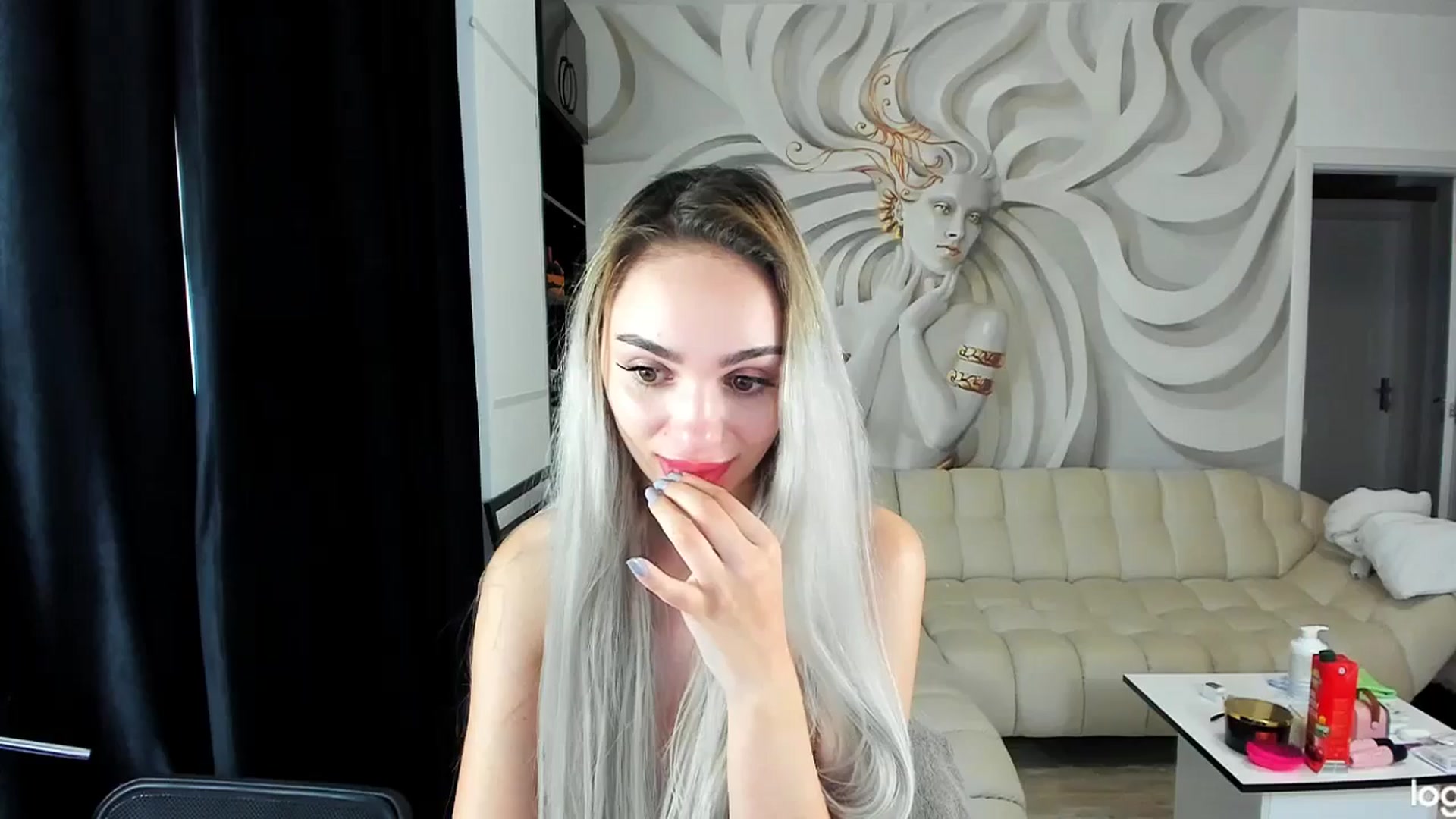 Gallery image thumbnail from HaleySweet18's myfreecams stream on, 11/10/2024, 07:50 image 2 of 20