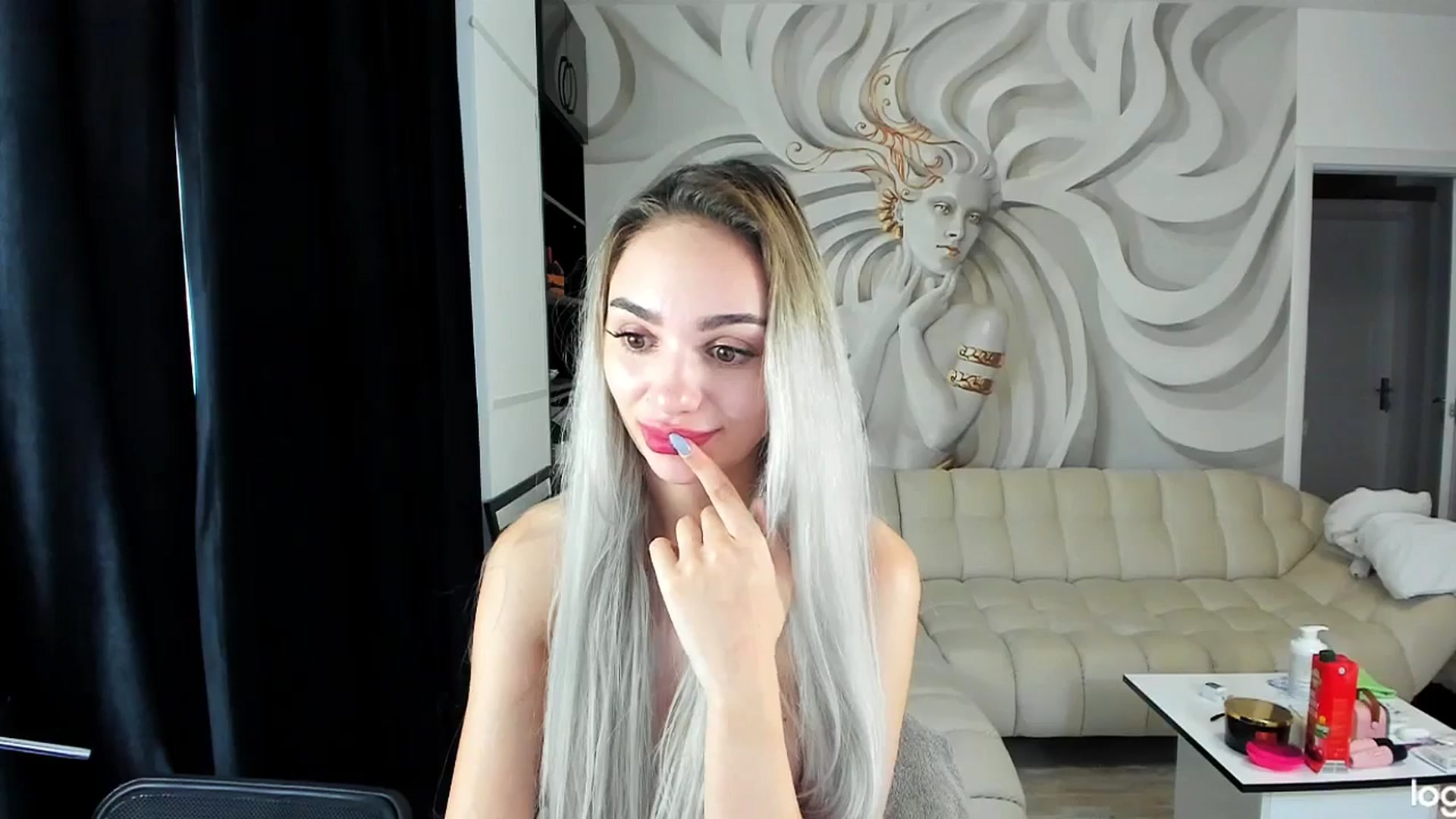 Gallery image thumbnail from HaleySweet18's myfreecams stream on, 11/10/2024, 07:50 image 3 of 20