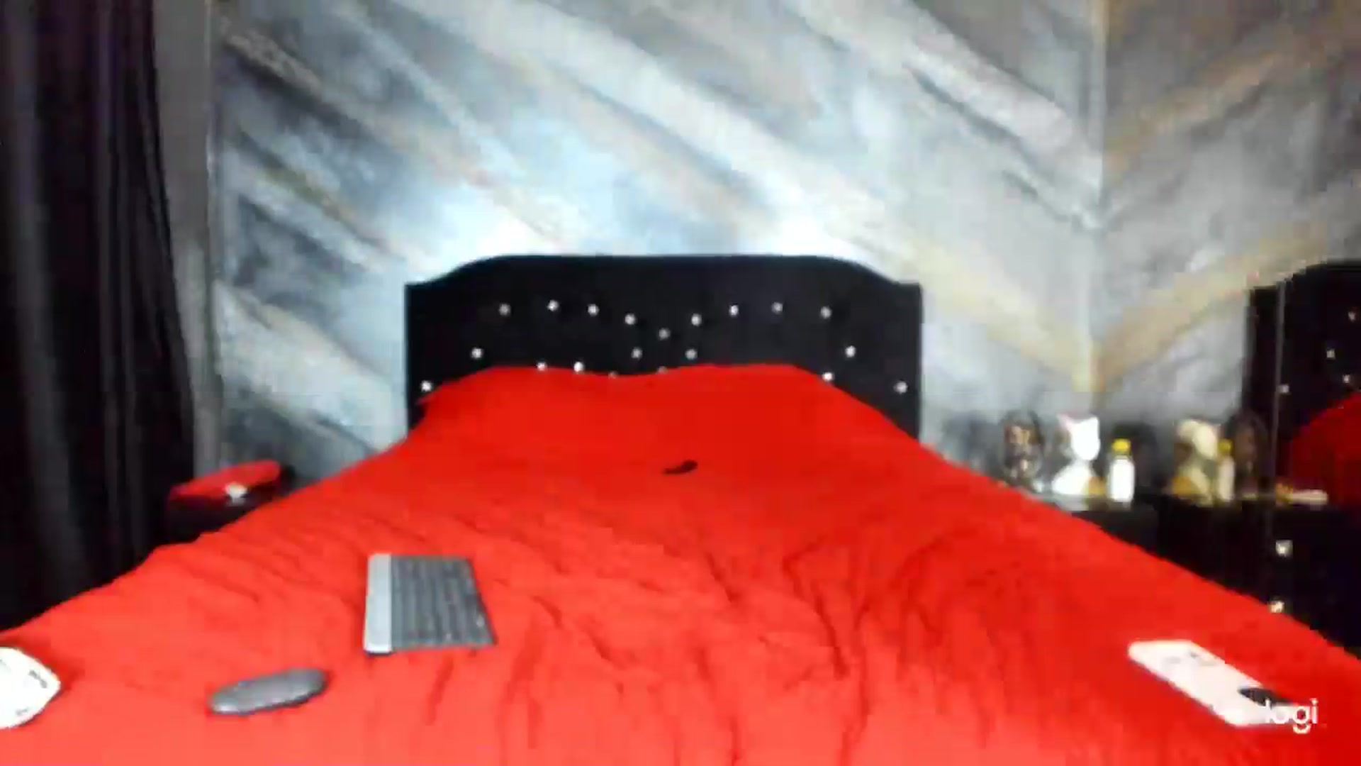 Gallery image thumbnail from HaleySweet18's myfreecams stream on, 01/06/2025, 08:03 image 11 of 20