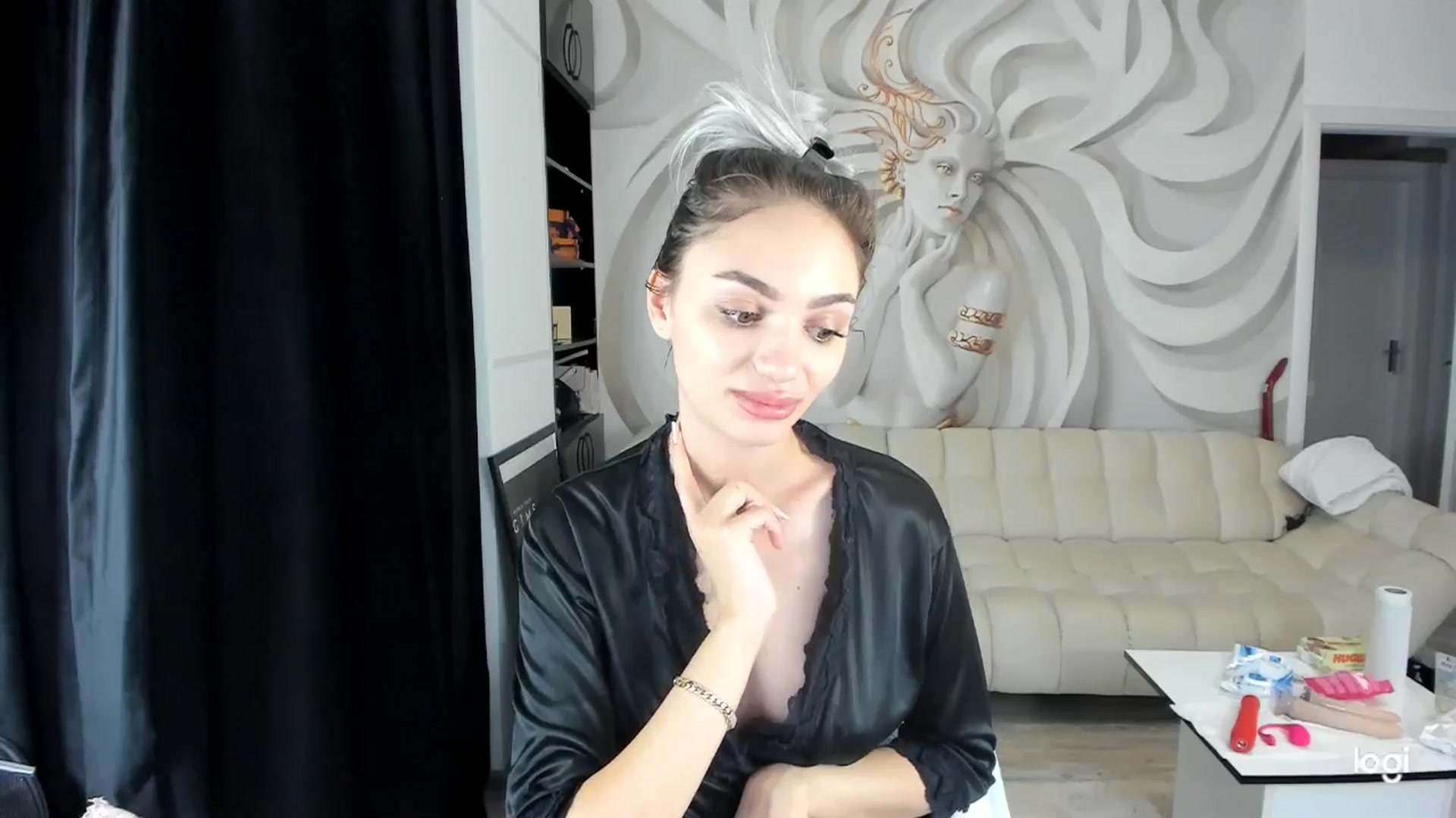Gallery image thumbnail from HaleySweet18's myfreecams stream on, 01/14/2025, 06:09 image 14 of 20