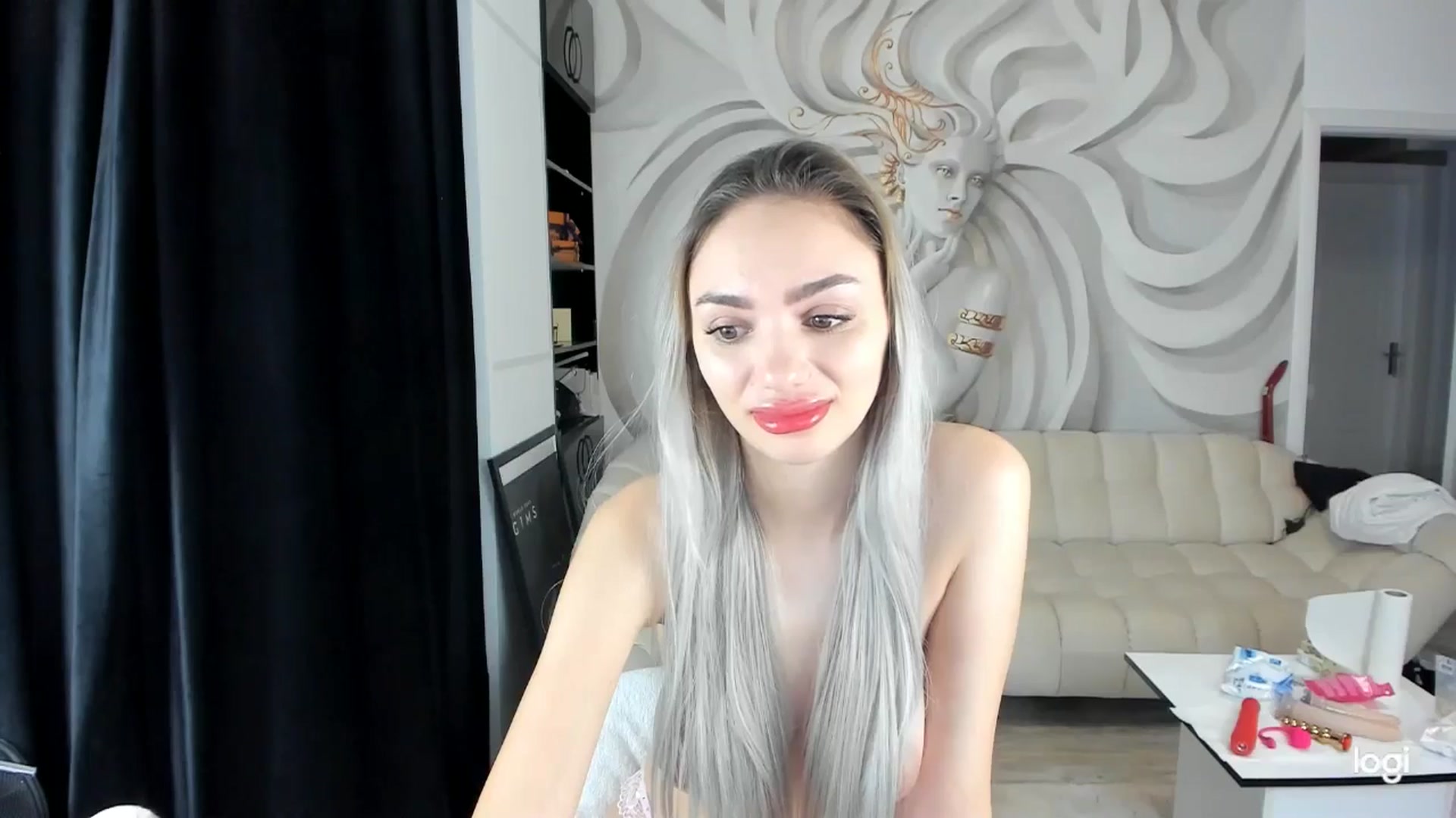 Gallery image thumbnail from HaleySweet18's myfreecams stream on, 01/16/2025, 06:28 image 4 of 20