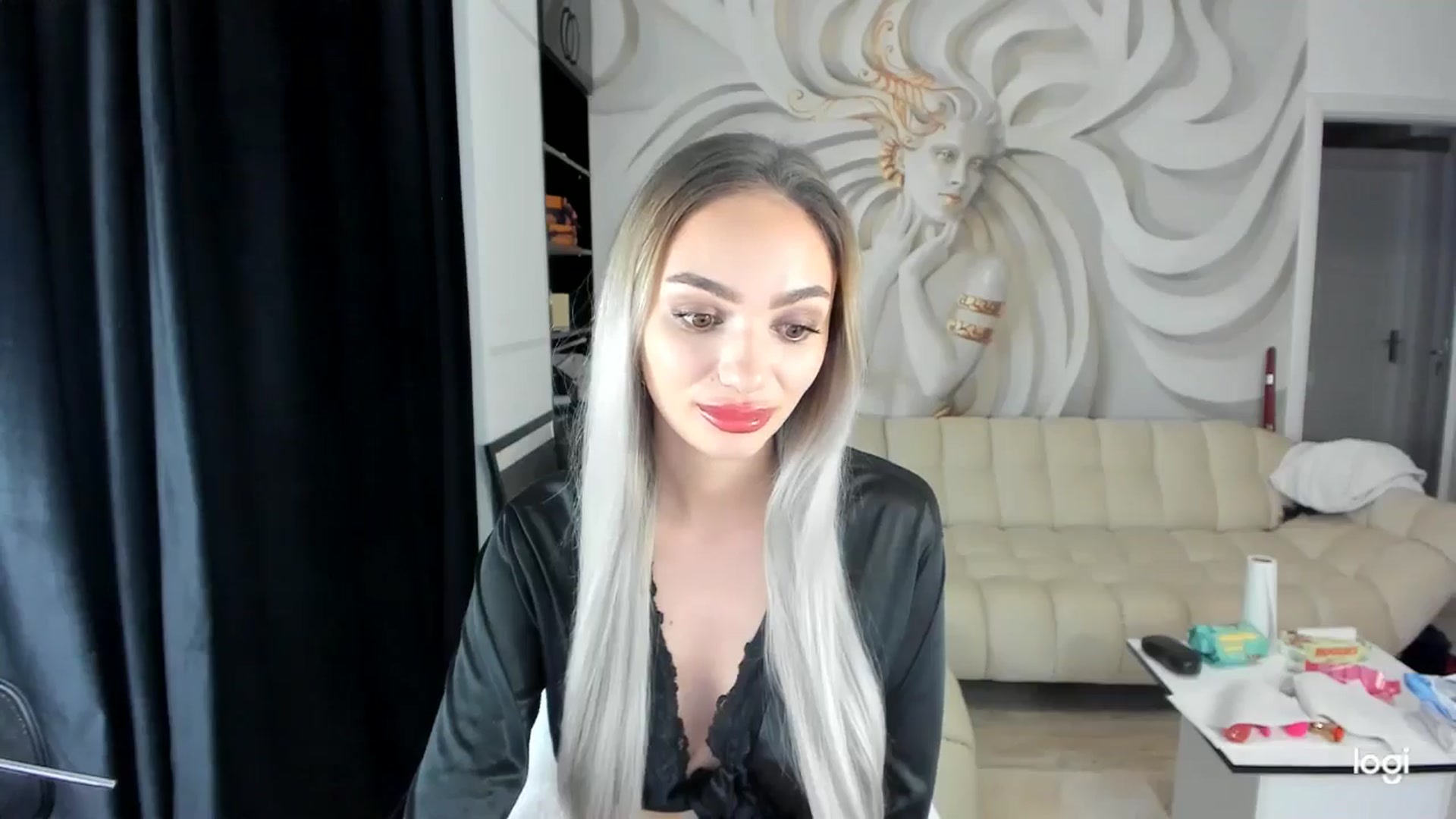 Gallery image thumbnail from HaleySweet18's myfreecams stream on, 01/20/2025, 23:38 image 20 of 20