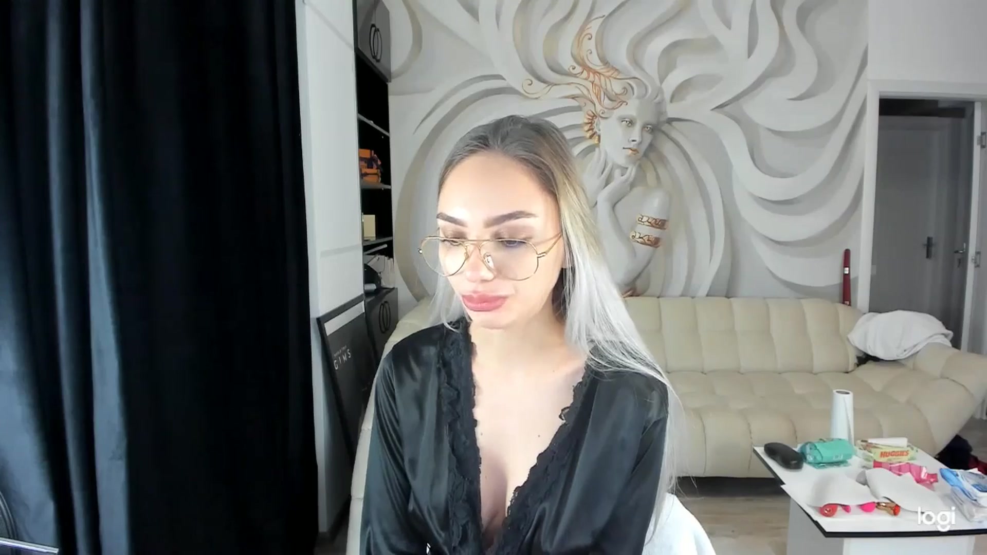 Gallery image thumbnail from HaleySweet18's myfreecams stream on, 01/21/2025, 04:59 image 3 of 20