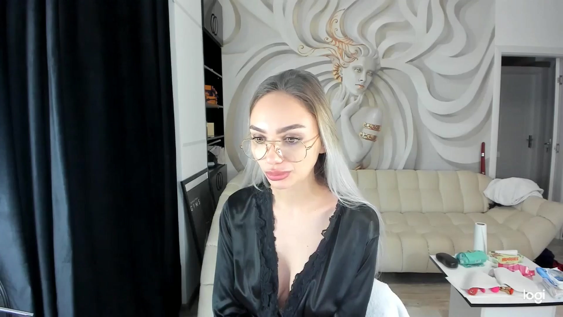 Gallery image thumbnail from HaleySweet18's myfreecams stream on, 01/21/2025, 04:59 image 4 of 20
