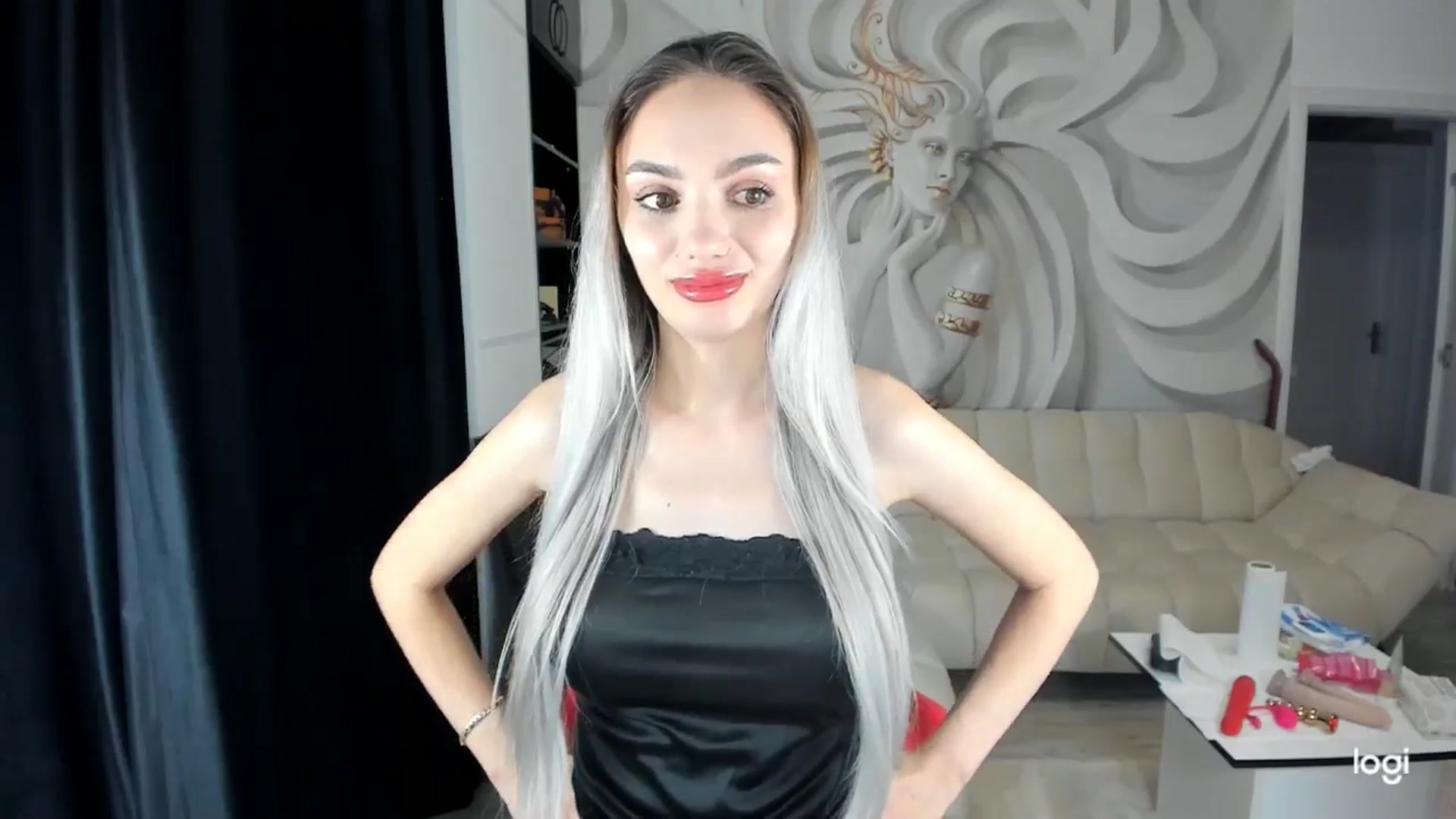 Gallery image thumbnail from HaleySweet18's myfreecams stream on, 01/28/2025, 06:08 image 19 of 20