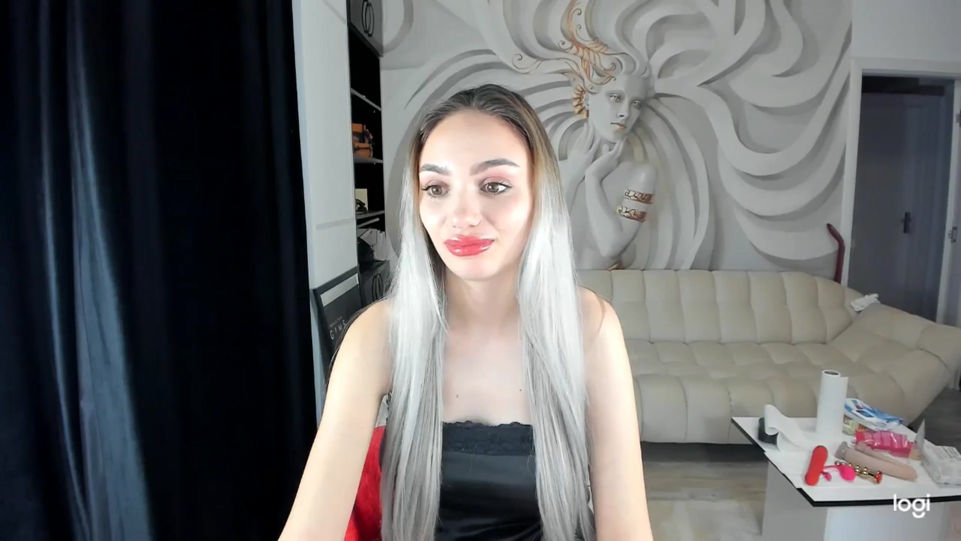 Gallery image thumbnail from HaleySweet18's myfreecams stream on, 01/28/2025, 06:22 image 7 of 20