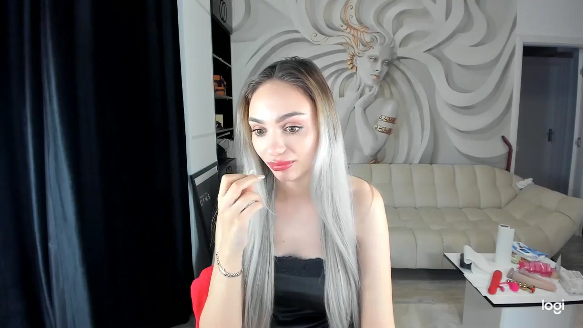 Gallery image thumbnail from HaleySweet18's myfreecams stream on, 01/28/2025, 06:22 image 8 of 20