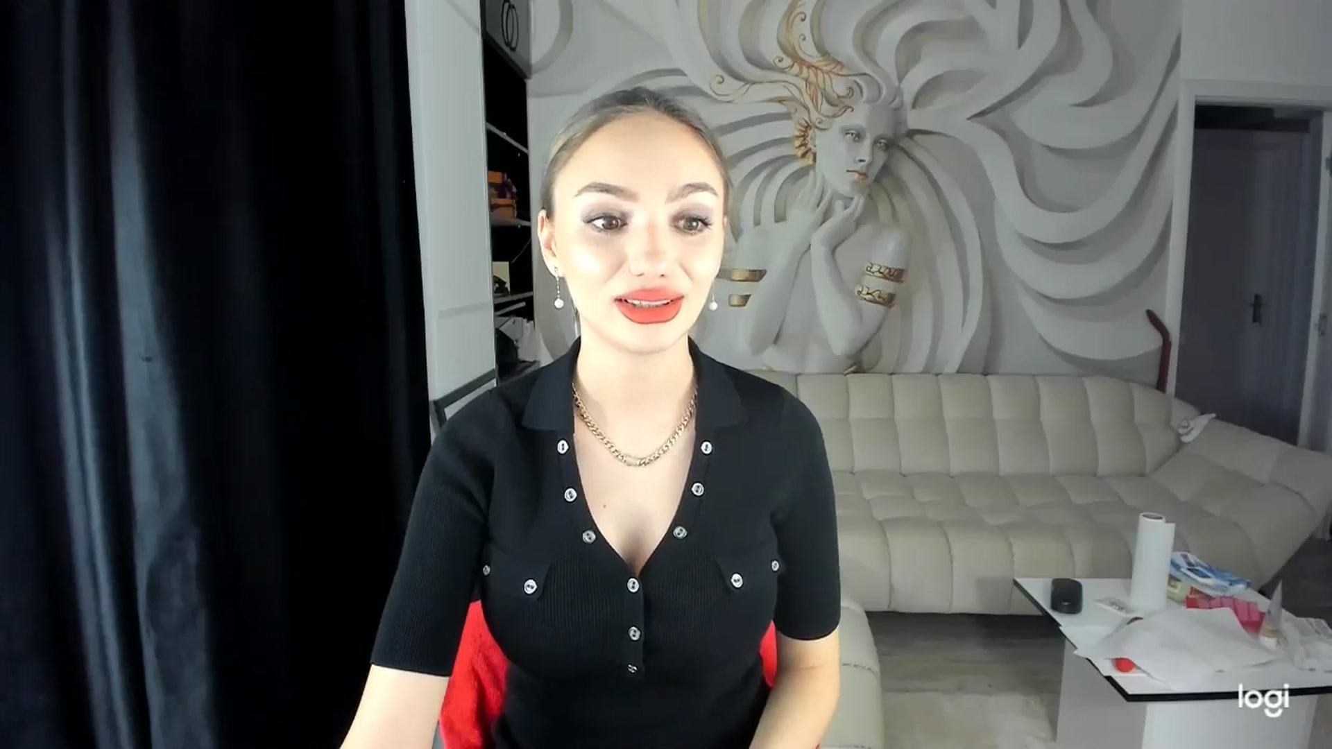 Gallery image thumbnail from HaleySweet18's myfreecams stream on, 01/29/2025, 24:14 image 2 of 20