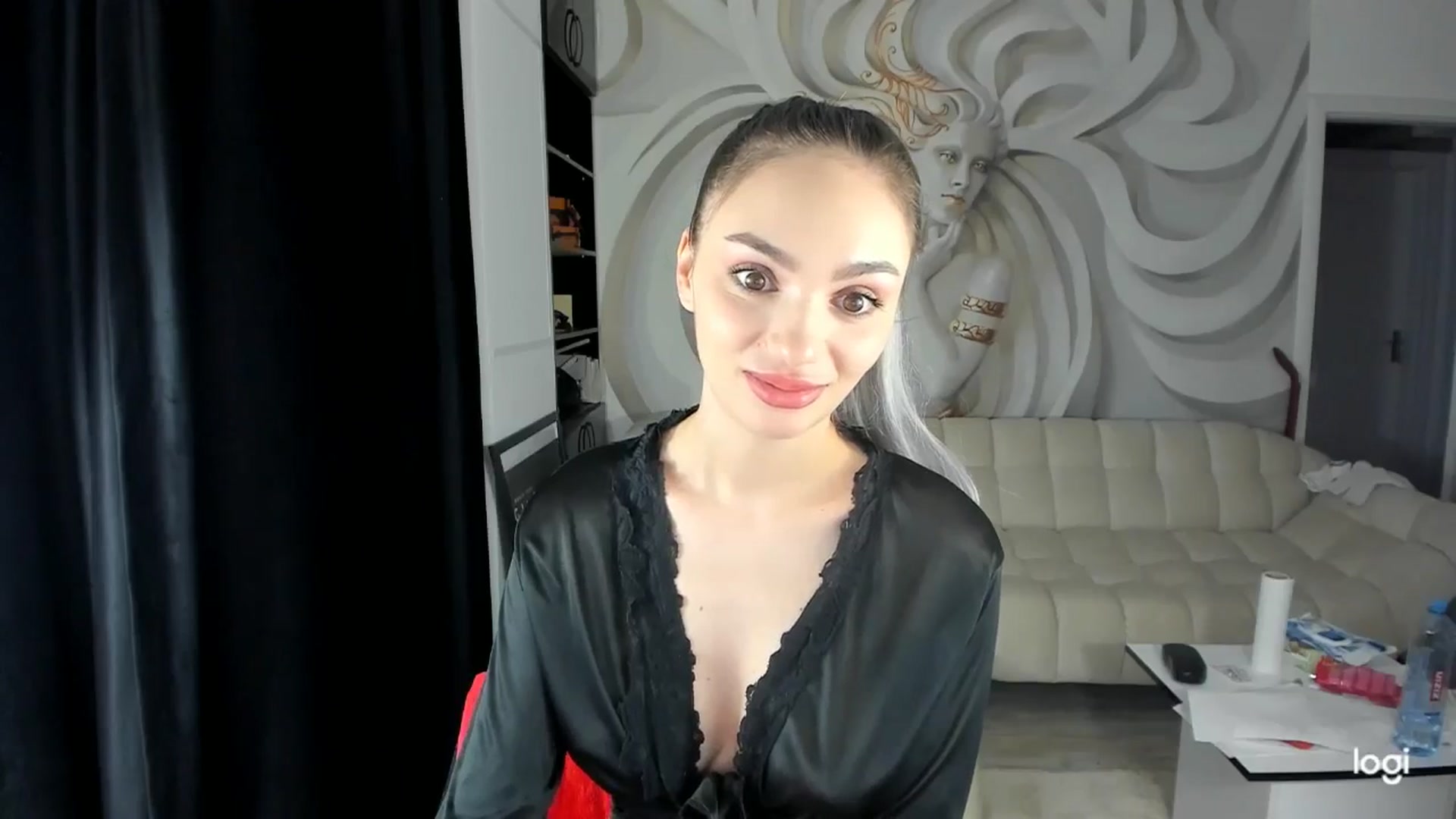 Gallery image thumbnail from HaleySweet18's myfreecams stream on, 01/30/2025, 24:08 image 2 of 20