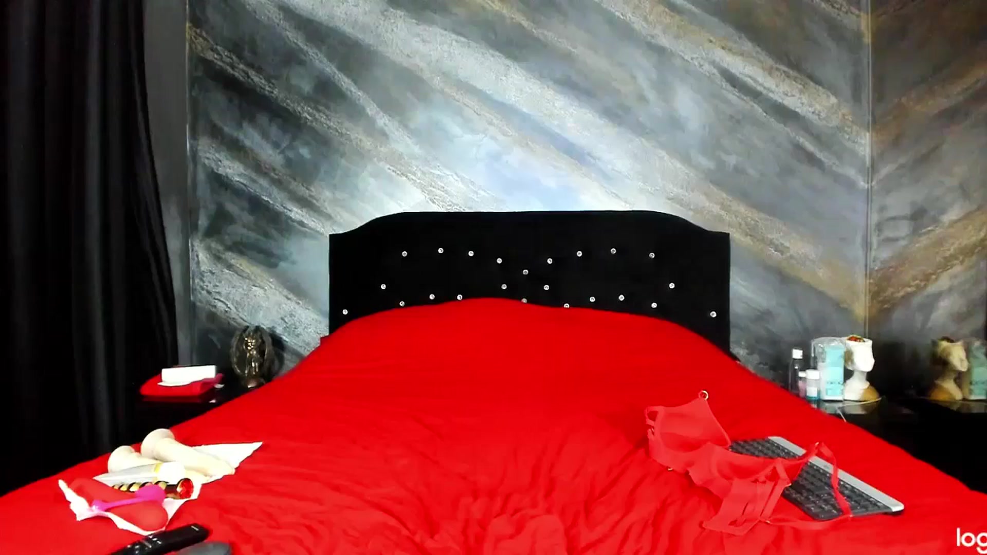 Gallery image thumbnail from HaleySweet18's myfreecams stream on, 02/03/2025, 02:59 image 15 of 20
