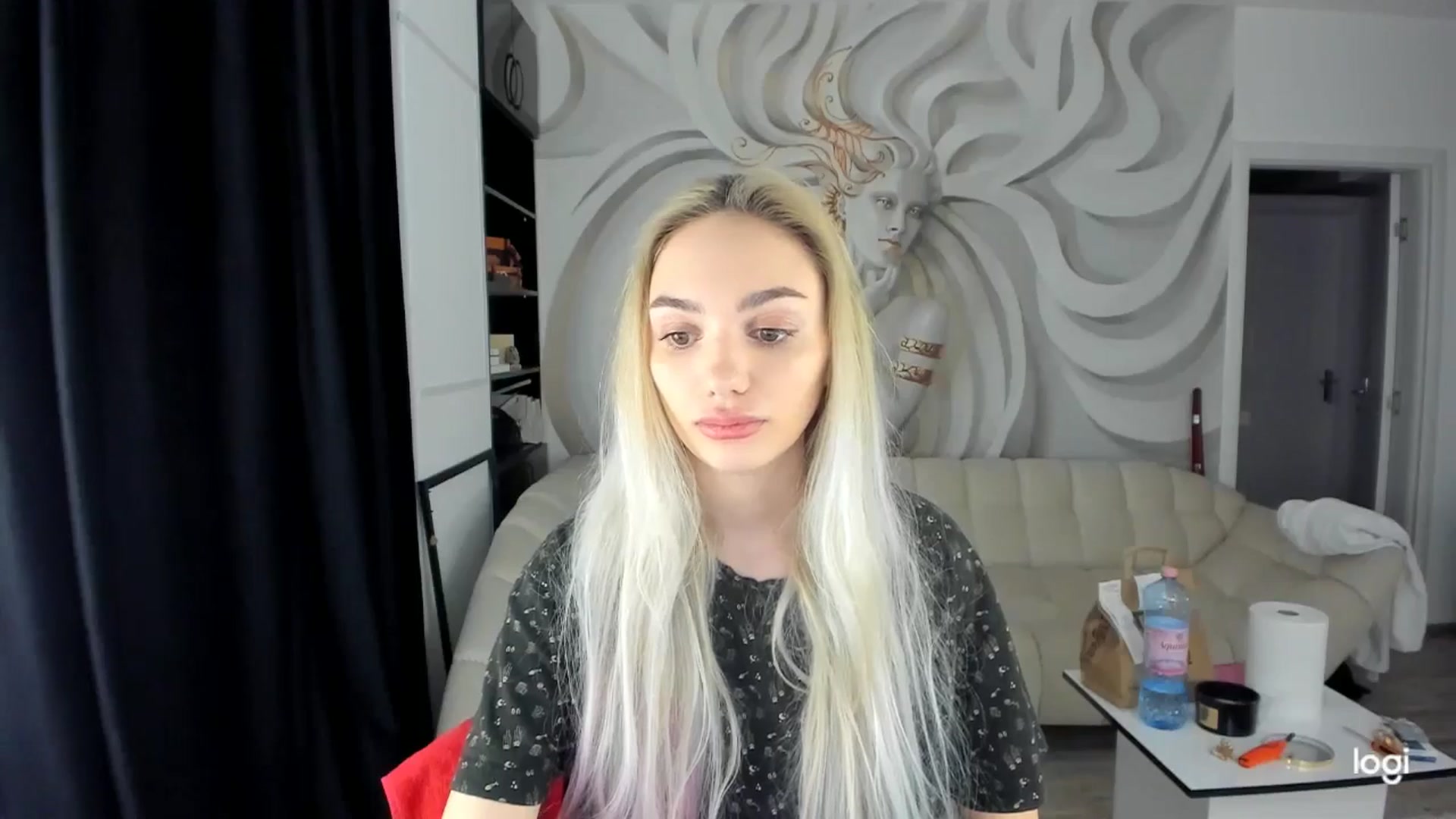 Gallery image thumbnail from HaleySweet18's myfreecams stream on, 04/08/2025, 20:52 image 18 of 20