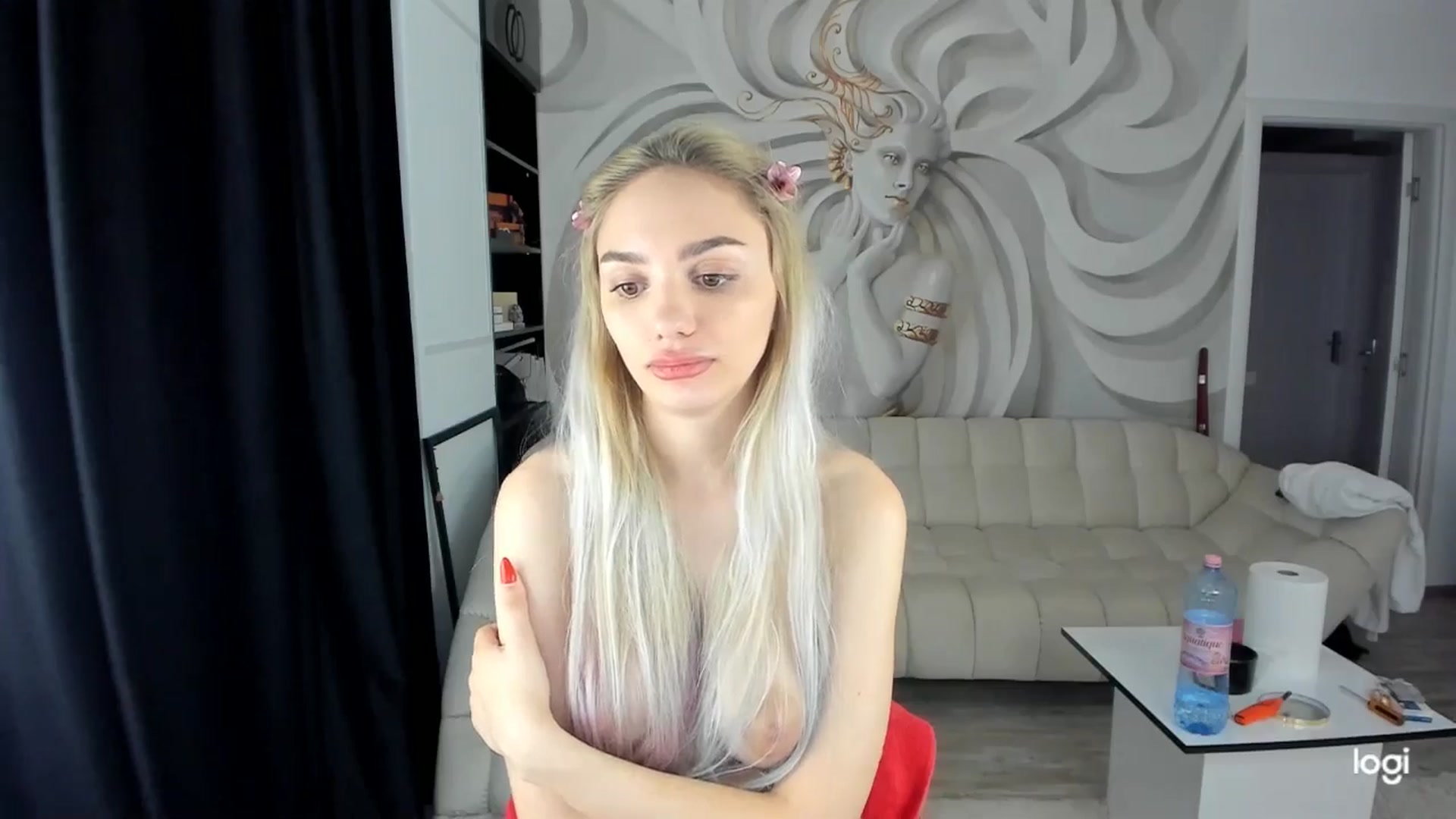 Gallery image thumbnail from HaleySweet18's myfreecams stream on, 04/09/2025, 03:55 image 12 of 20