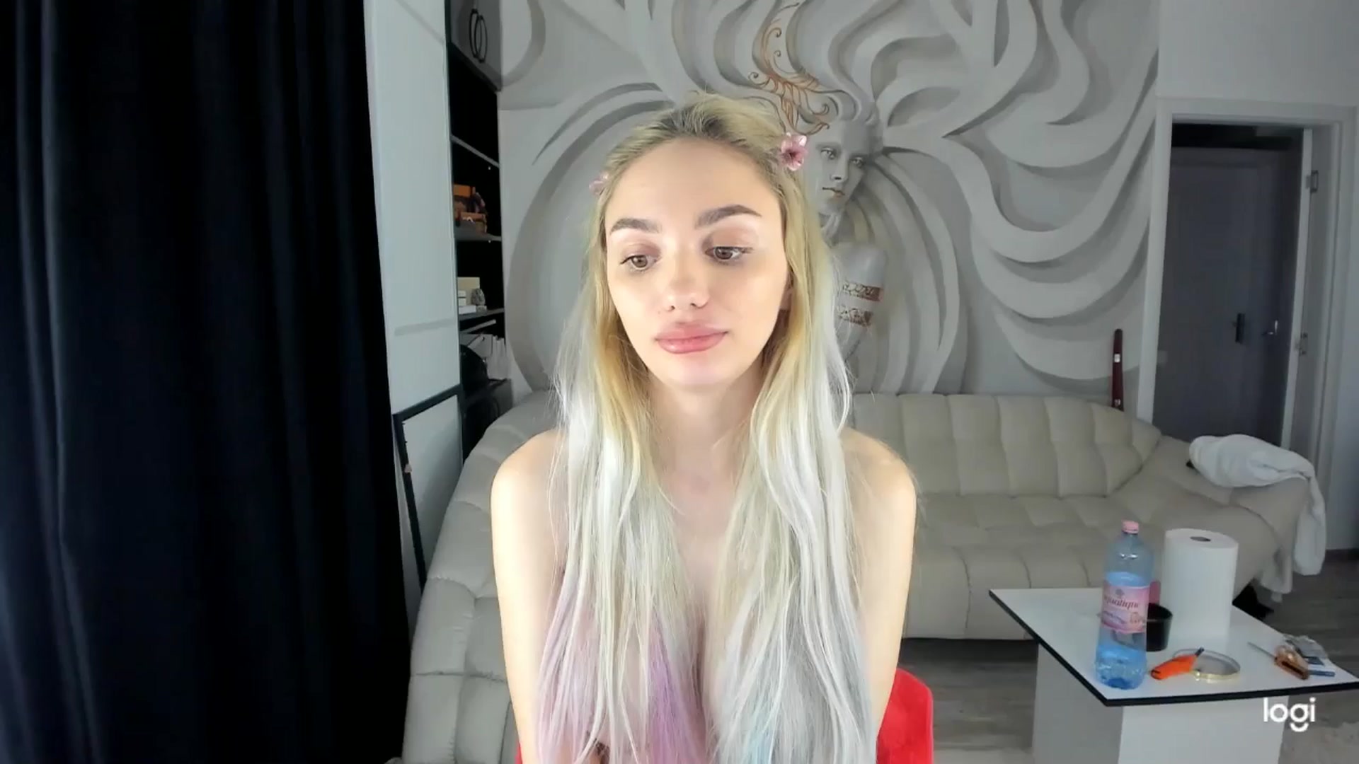 Gallery image thumbnail from HaleySweet18's myfreecams stream on, 04/09/2025, 06:40 image 1 of 20