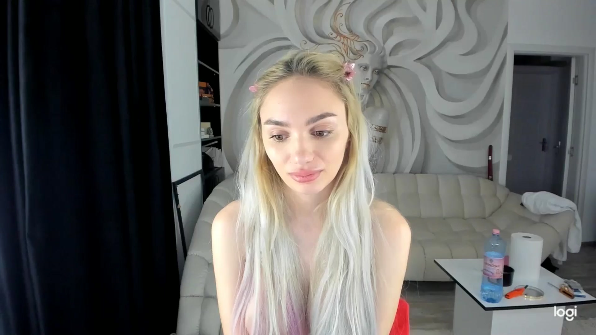 Gallery image thumbnail from HaleySweet18's myfreecams stream on, 04/09/2025, 06:40 image 6 of 20