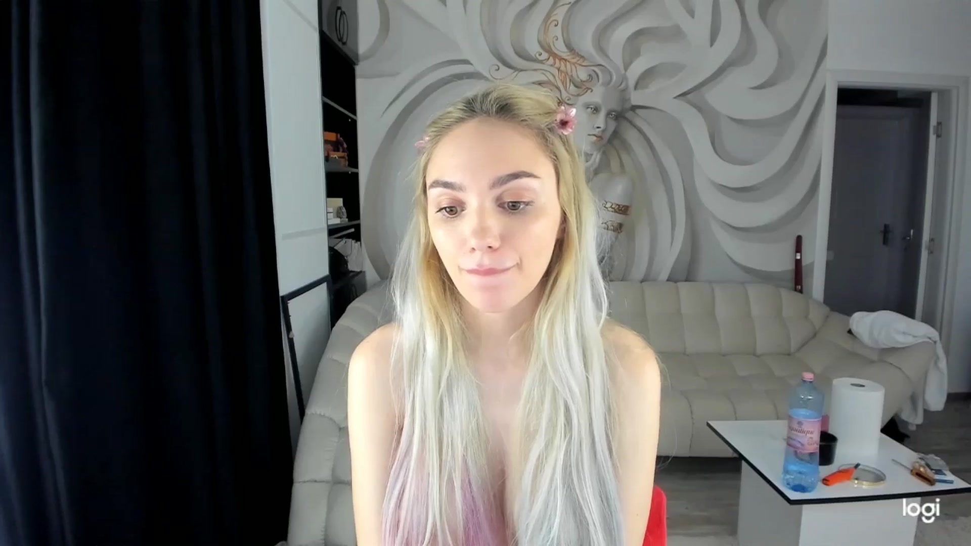 Gallery image thumbnail from HaleySweet18's myfreecams stream on, 04/09/2025, 06:40 image 2 of 20