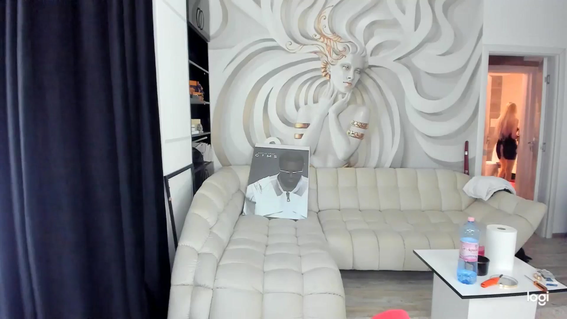 Gallery image thumbnail from HaleySweet18's myfreecams stream on, 04/09/2025, 23:57 image 8 of 20
