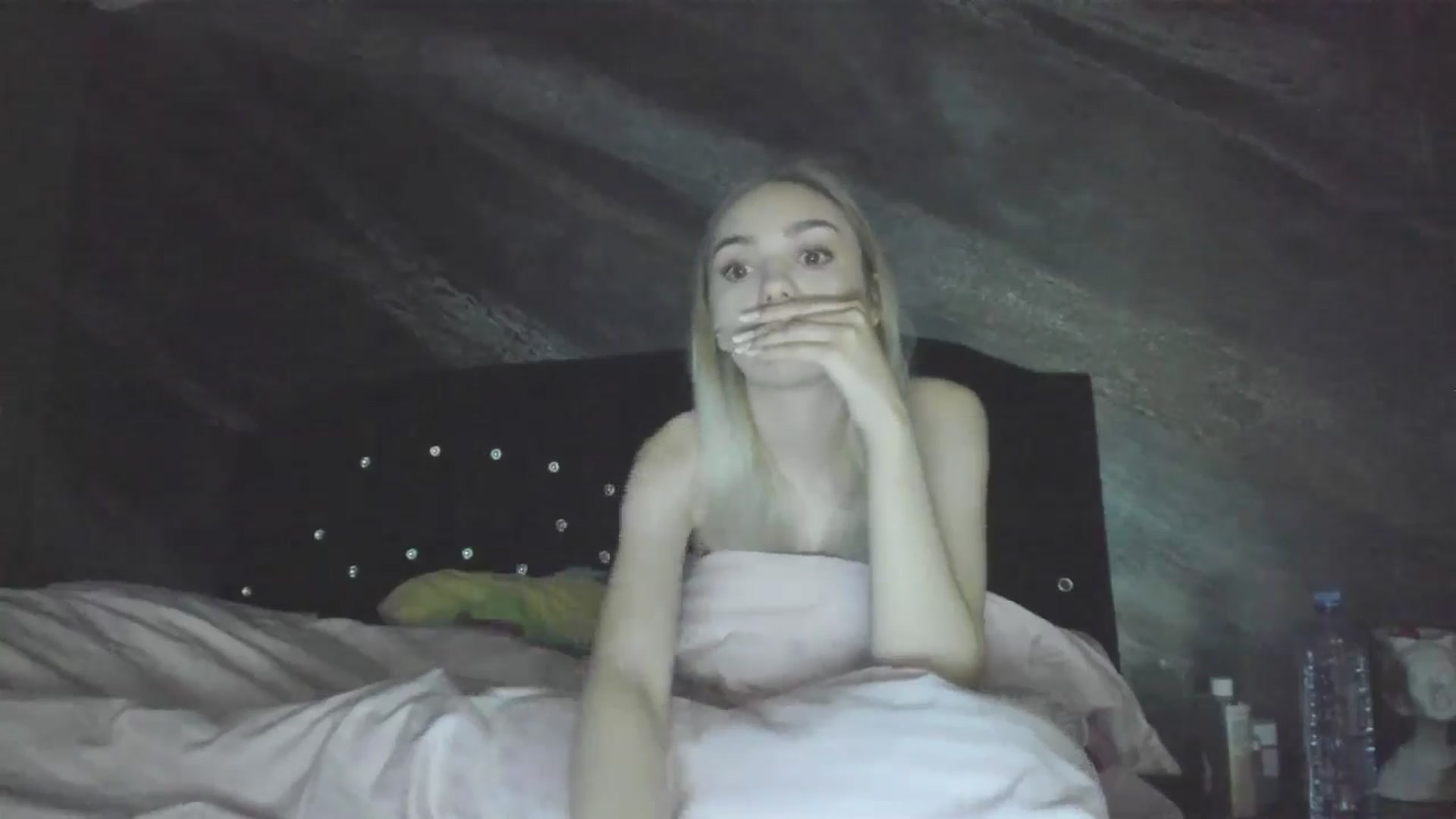 Gallery image thumbnail from HaleySweet18's myfreecams stream on, 04/21/2025, 23:59 image 5 of 20