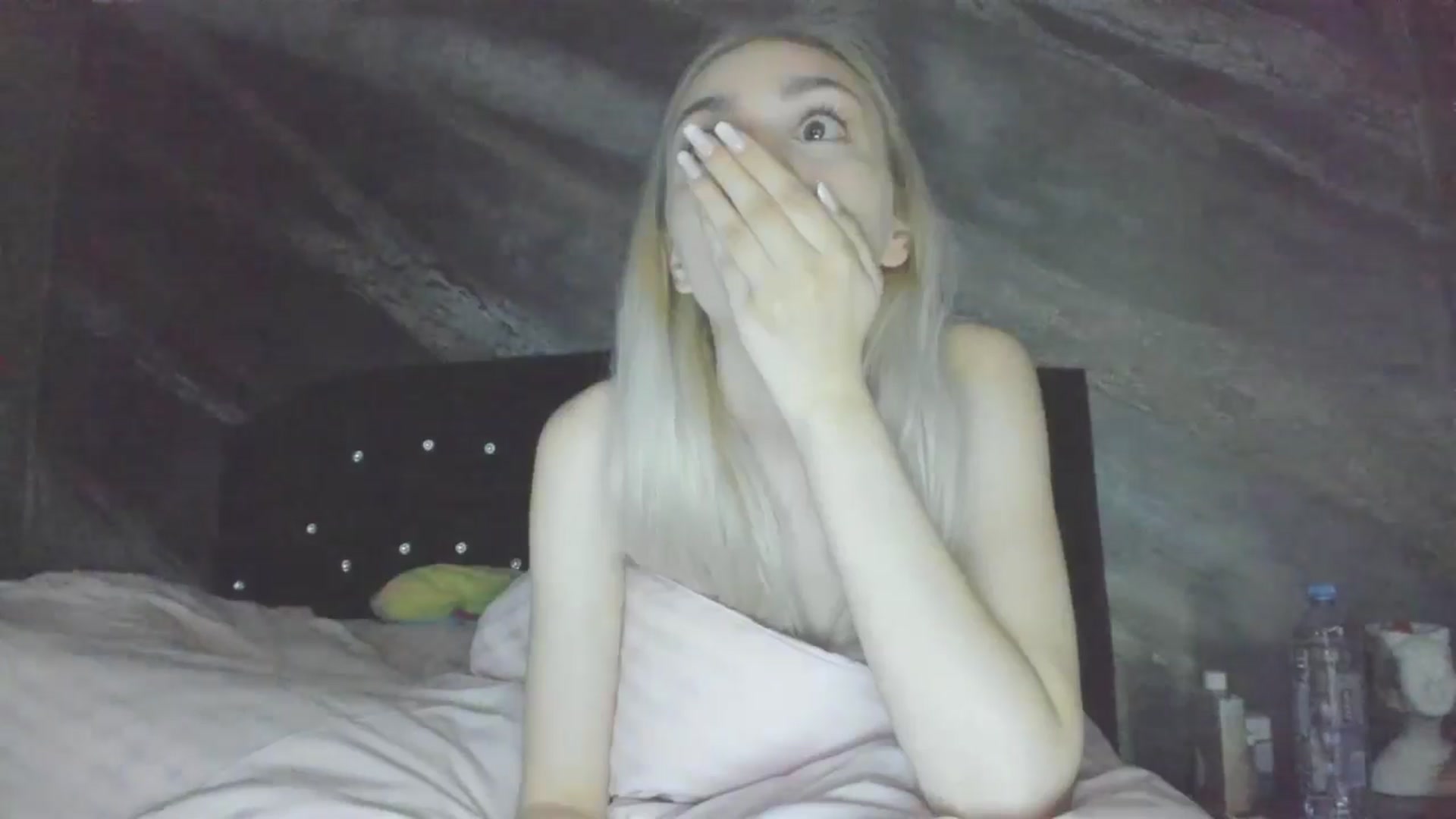Gallery image thumbnail from HaleySweet18's myfreecams stream on, 04/21/2025, 23:59 image 11 of 20