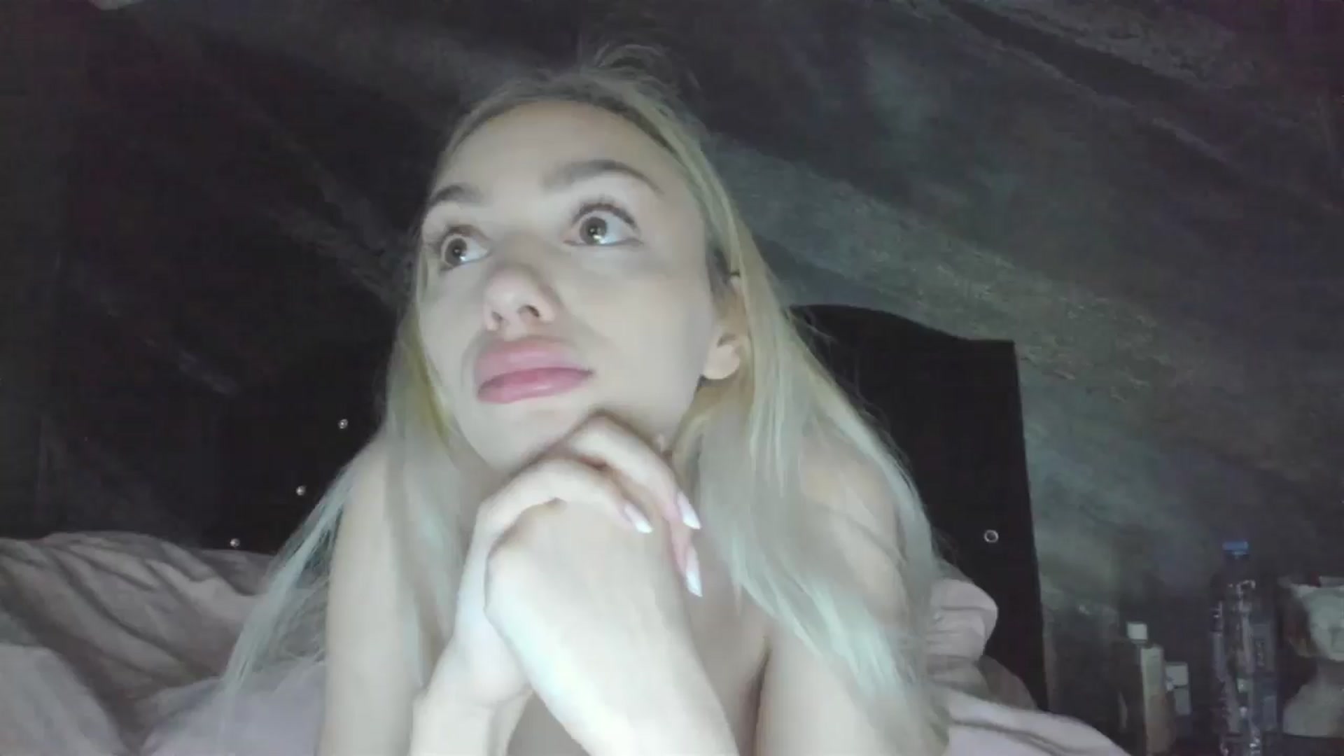 Gallery image thumbnail from HaleySweet18's myfreecams stream on, 04/21/2025, 23:59 image 13 of 20