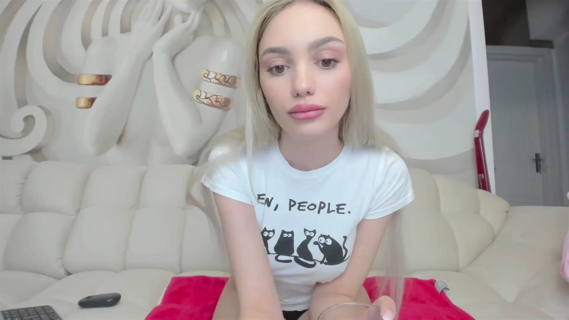 Gallery image thumbnail from HaleySweet18's myfreecams stream on, 04/22/2025, 21:48 image 1 of 20