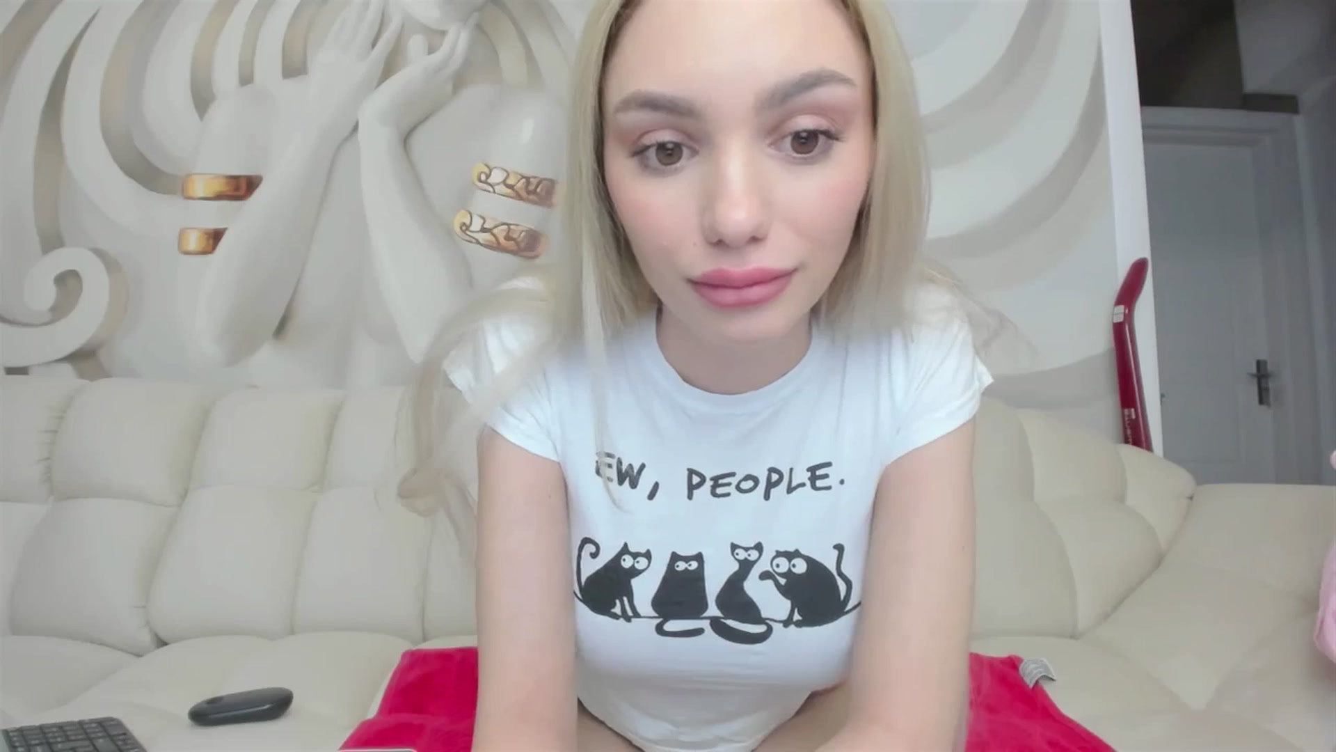 Gallery image thumbnail from HaleySweet18's myfreecams stream on, 04/22/2025, 21:48 image 2 of 20
