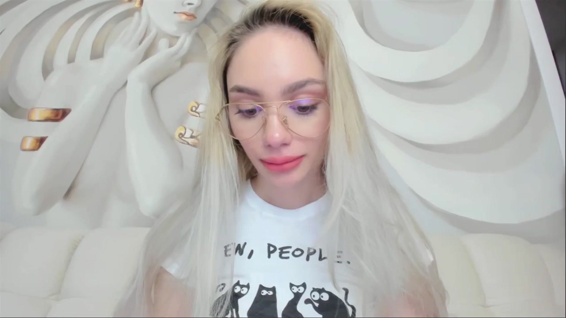 Gallery image thumbnail from HaleySweet18's myfreecams stream on, 04/28/2025, 05:21 image 3 of 20