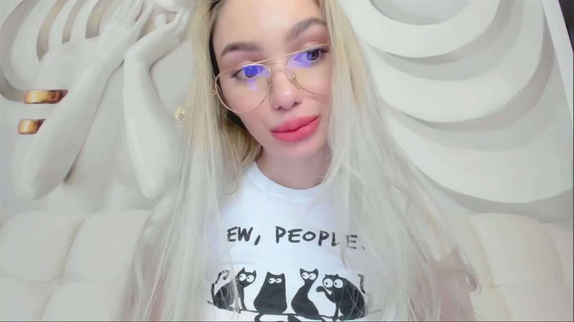 Gallery image thumbnail from HaleySweet18's myfreecams stream on, 04/28/2025, 05:21 image 5 of 20