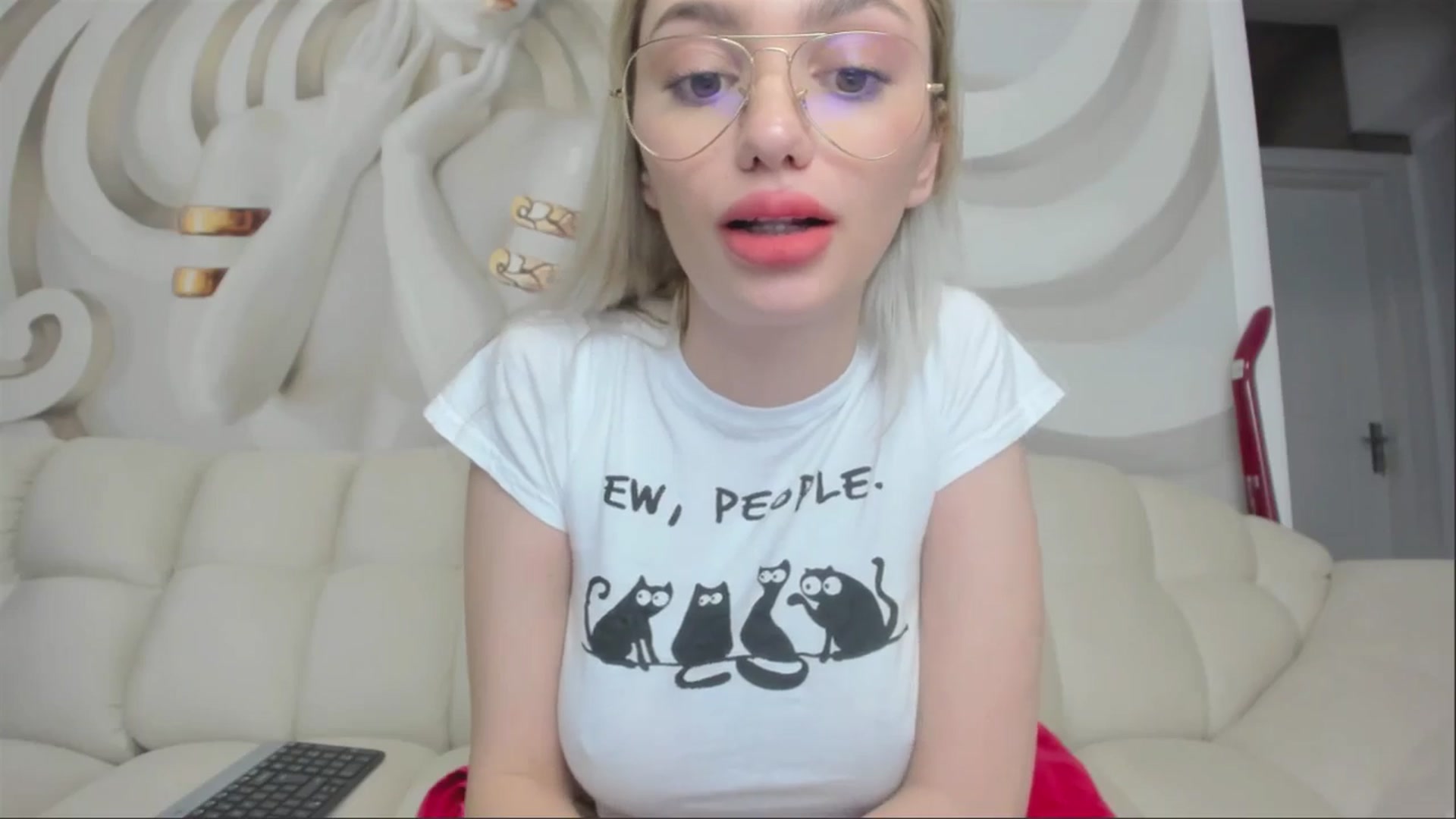 Gallery image thumbnail from HaleySweet18's myfreecams stream on, 04/28/2025, 05:21 image 2 of 20