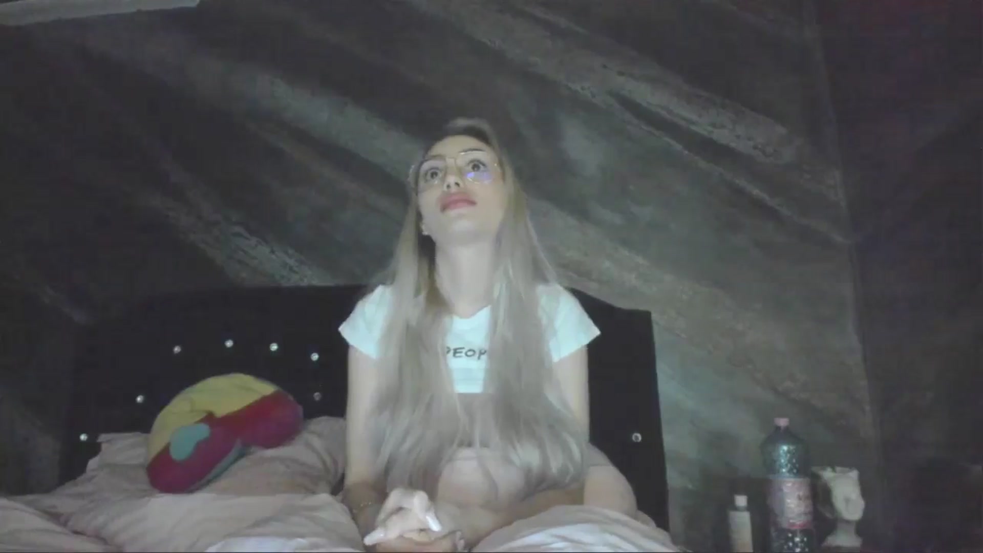Gallery image thumbnail from HaleySweet18's myfreecams stream on, 04/28/2025, 05:59 image 19 of 20