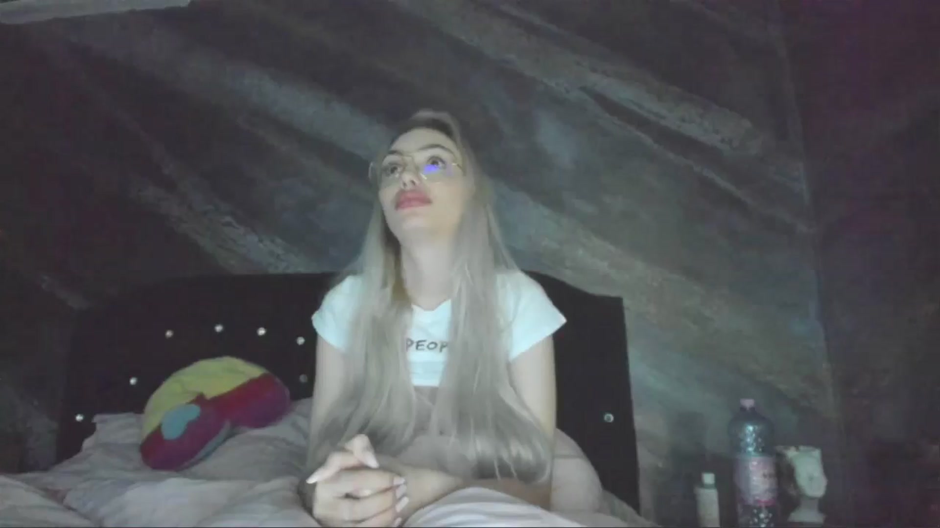 Gallery image thumbnail from HaleySweet18's myfreecams stream on, 04/28/2025, 05:59 image 20 of 20