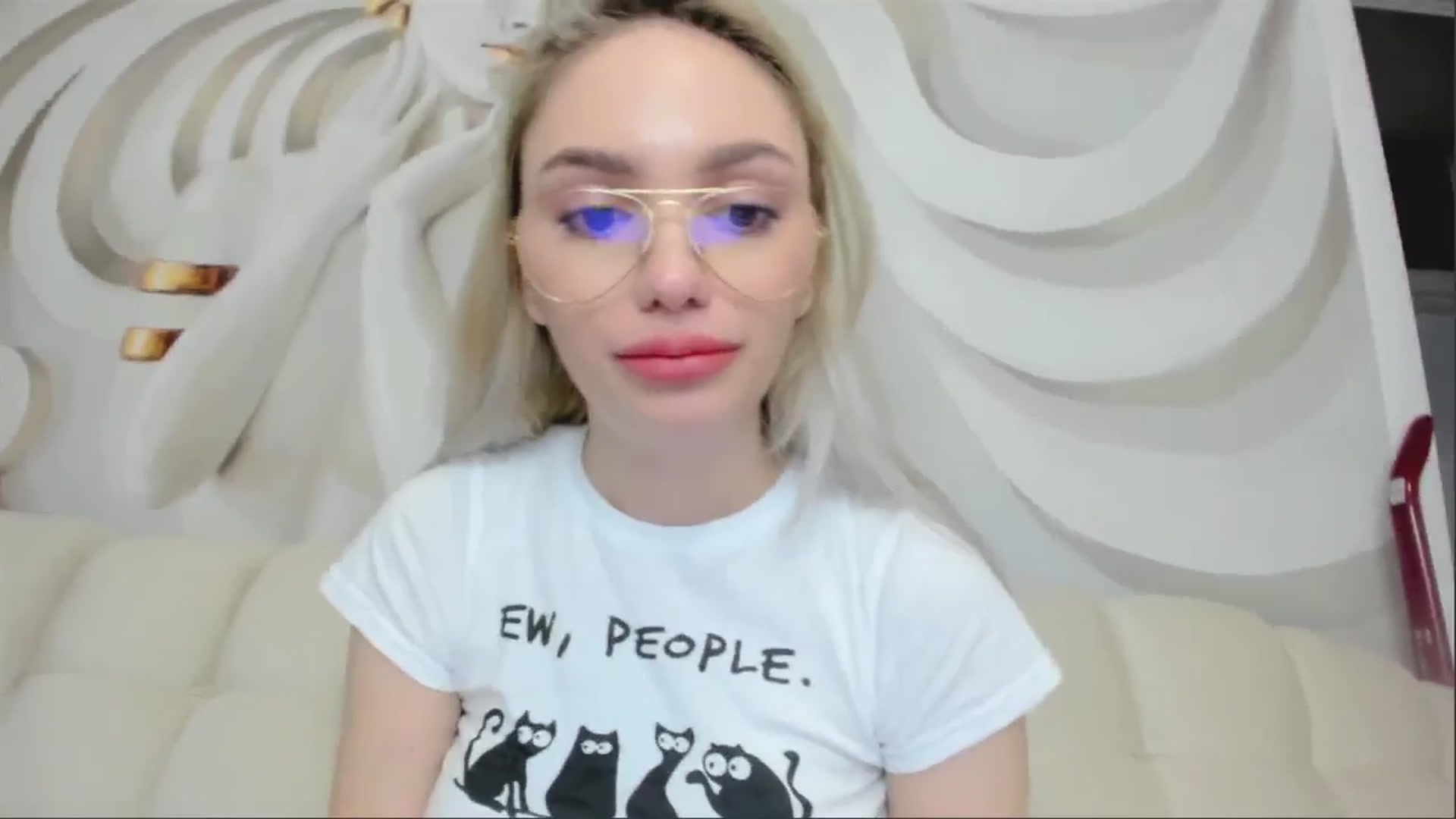 Gallery image thumbnail from HaleySweet18's myfreecams stream on, 04/28/2025, 05:59 image 6 of 20