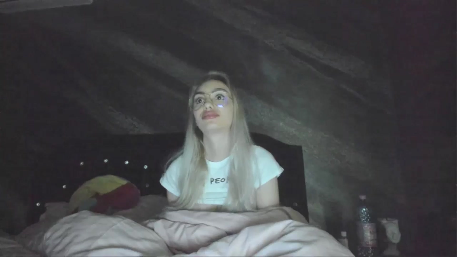 Gallery image thumbnail from HaleySweet18's myfreecams stream on, 04/28/2025, 06:55 image 9 of 20