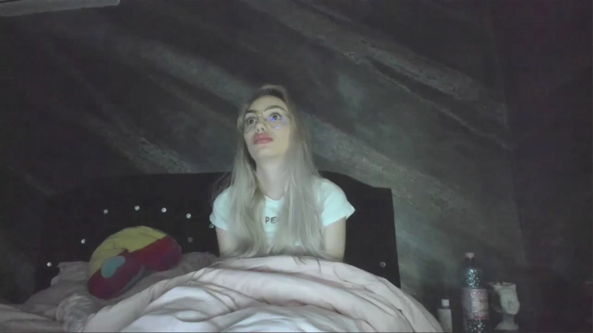 Gallery image thumbnail from HaleySweet18's myfreecams stream on, 04/28/2025, 06:55 image 4 of 20