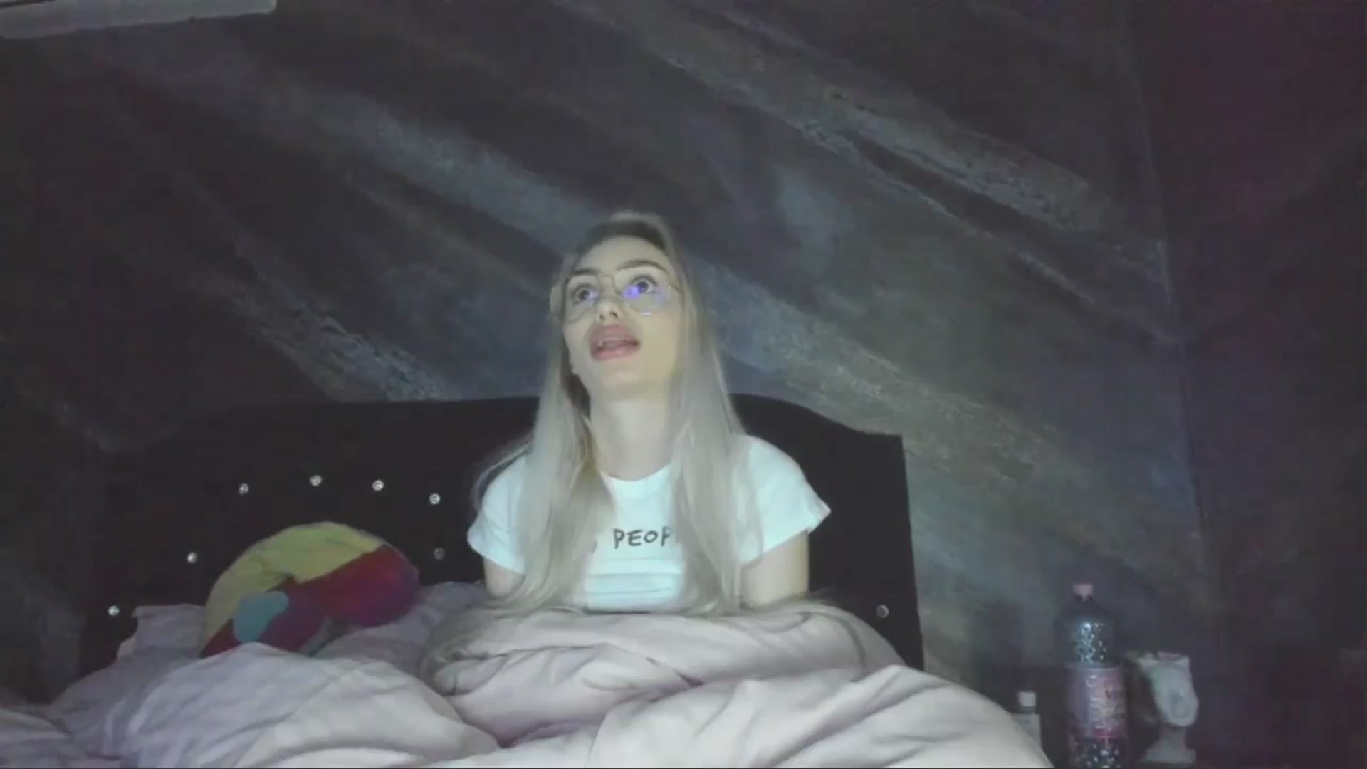 Gallery image thumbnail from HaleySweet18's myfreecams stream on, 04/28/2025, 06:55 image 8 of 20