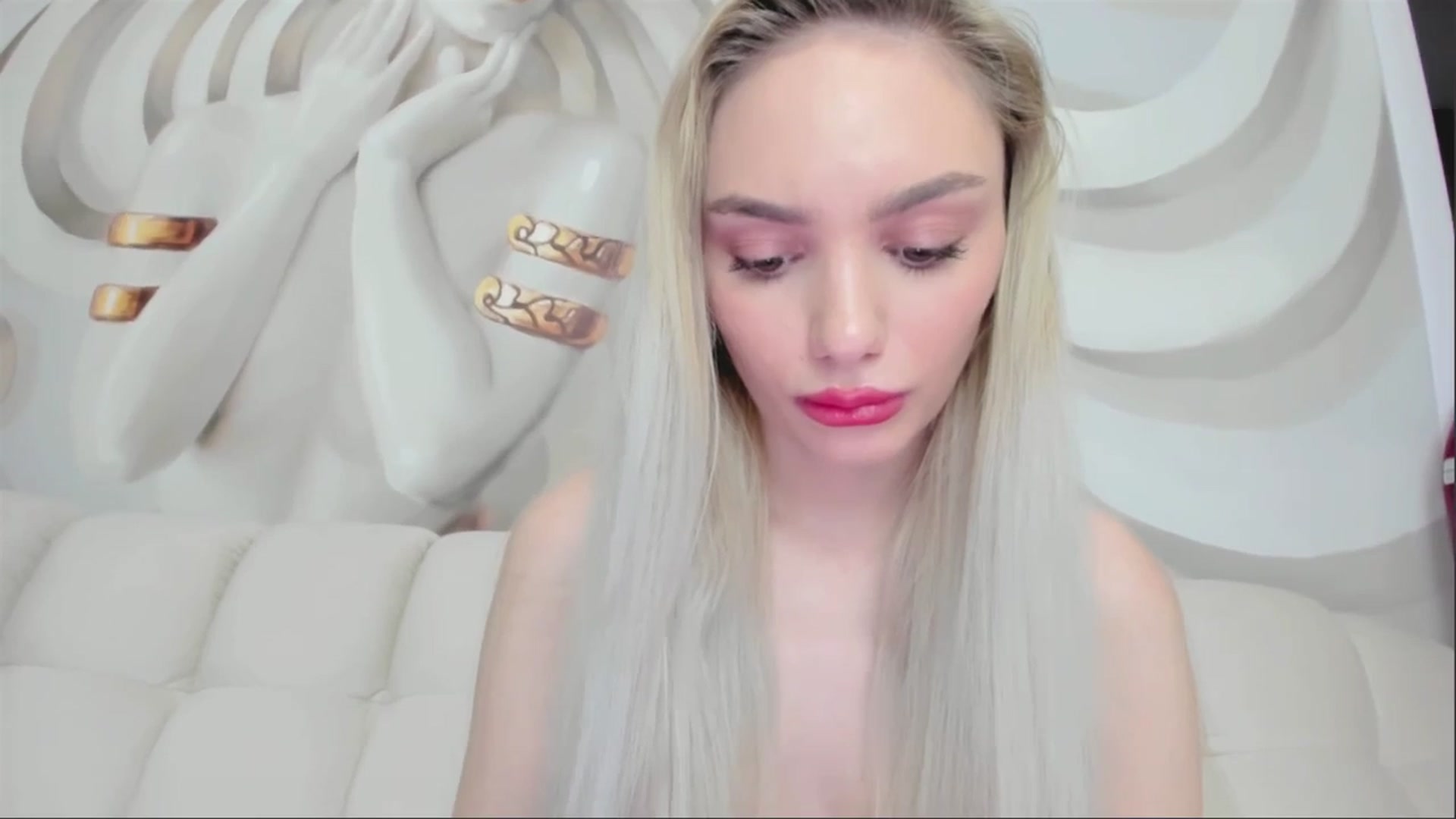 Gallery image thumbnail from HaleySweet18's myfreecams stream on, 04/29/2025, 24:01 image 13 of 20