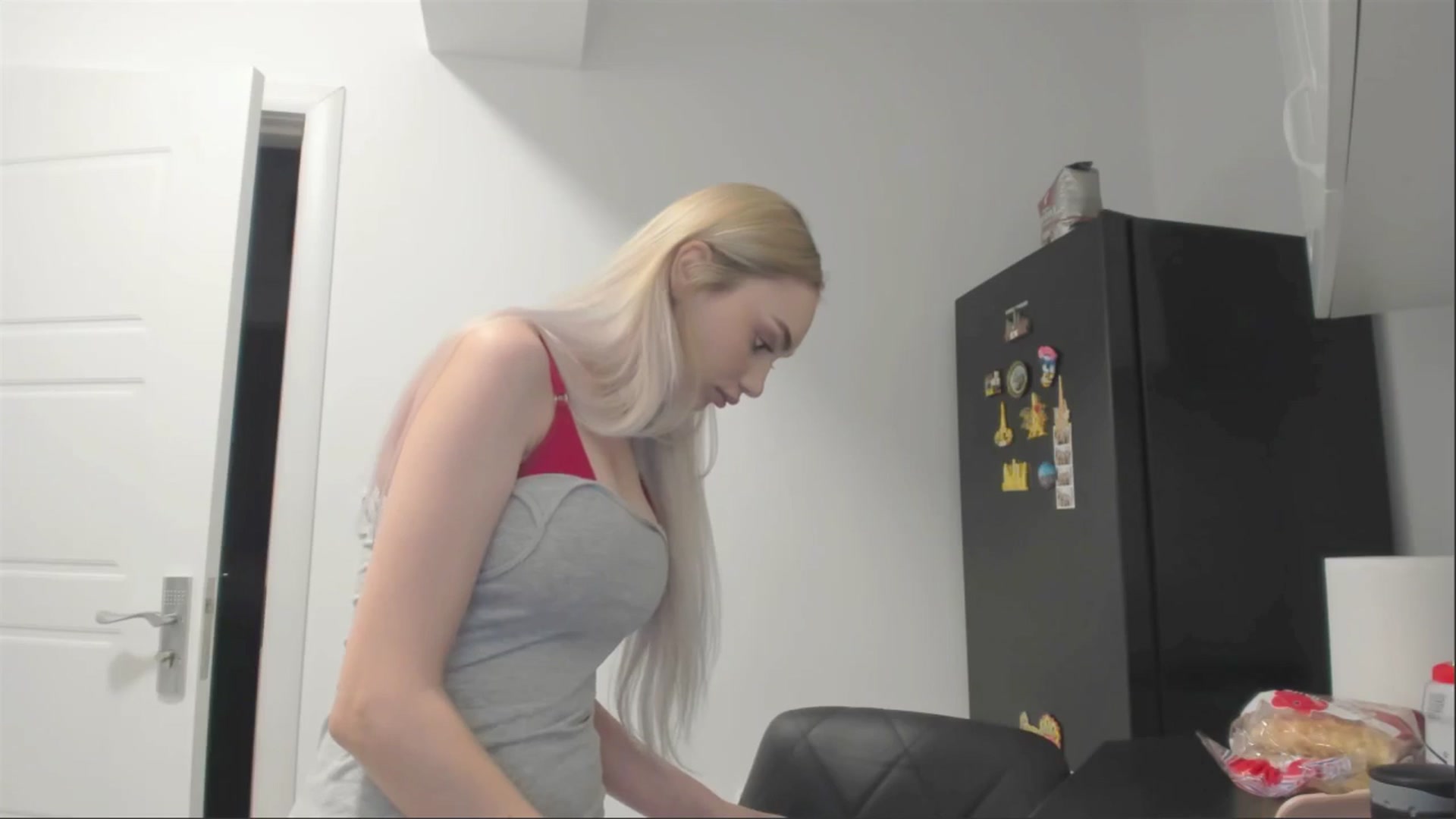 Gallery image thumbnail from HaleySweet18's myfreecams stream on, 04/30/2025, 24:01 image 3 of 20