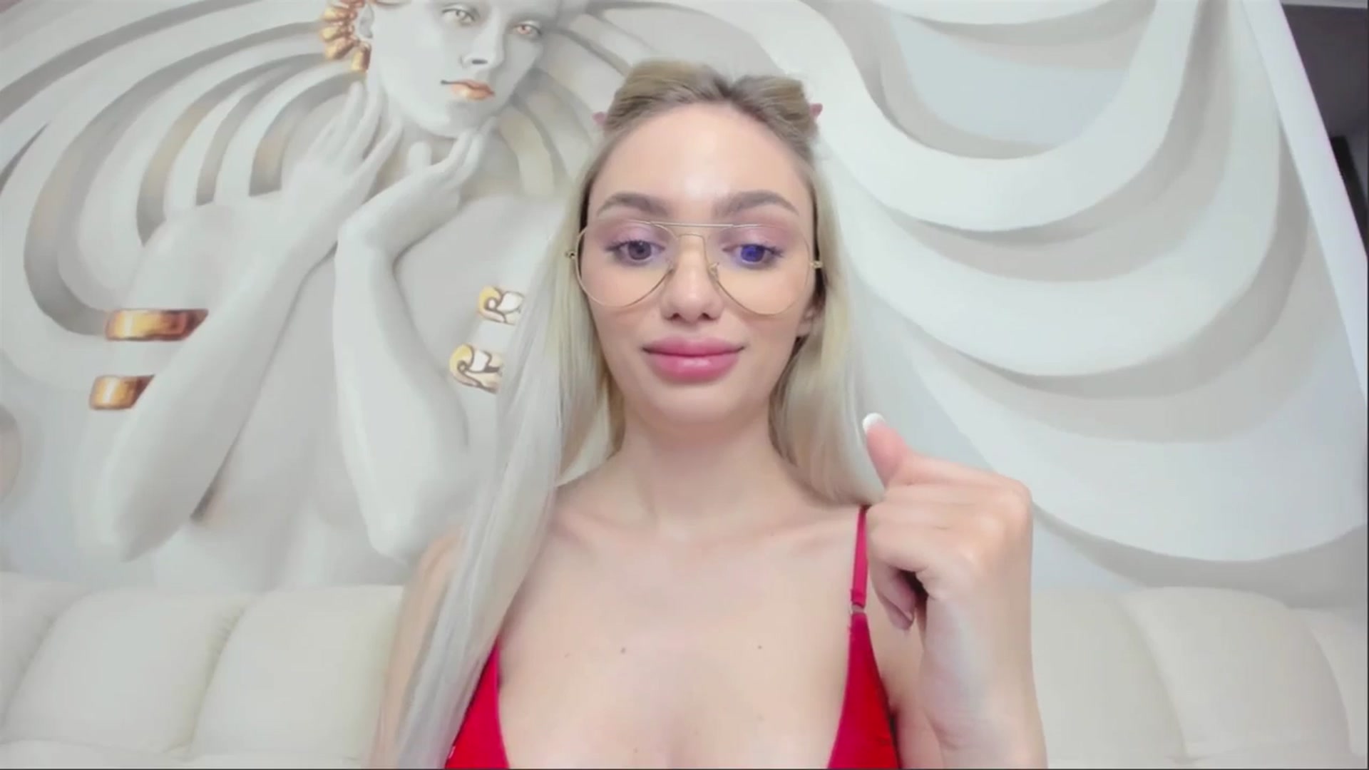 Gallery image thumbnail from HaleySweet18's myfreecams stream on, 04/30/2025, 05:24 image 5 of 20
