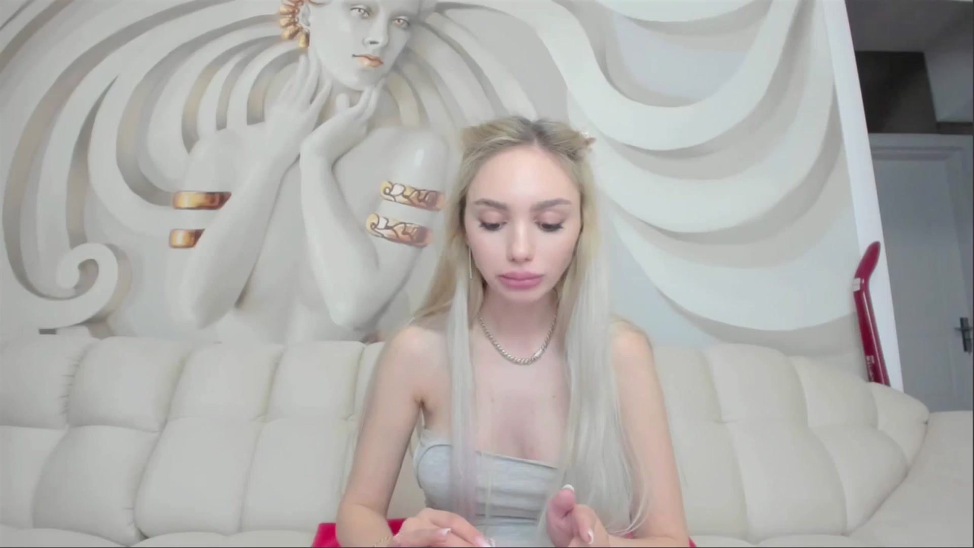 Gallery image thumbnail from HaleySweet18's myfreecams stream on, 05/03/2025, 23:26 image 11 of 20