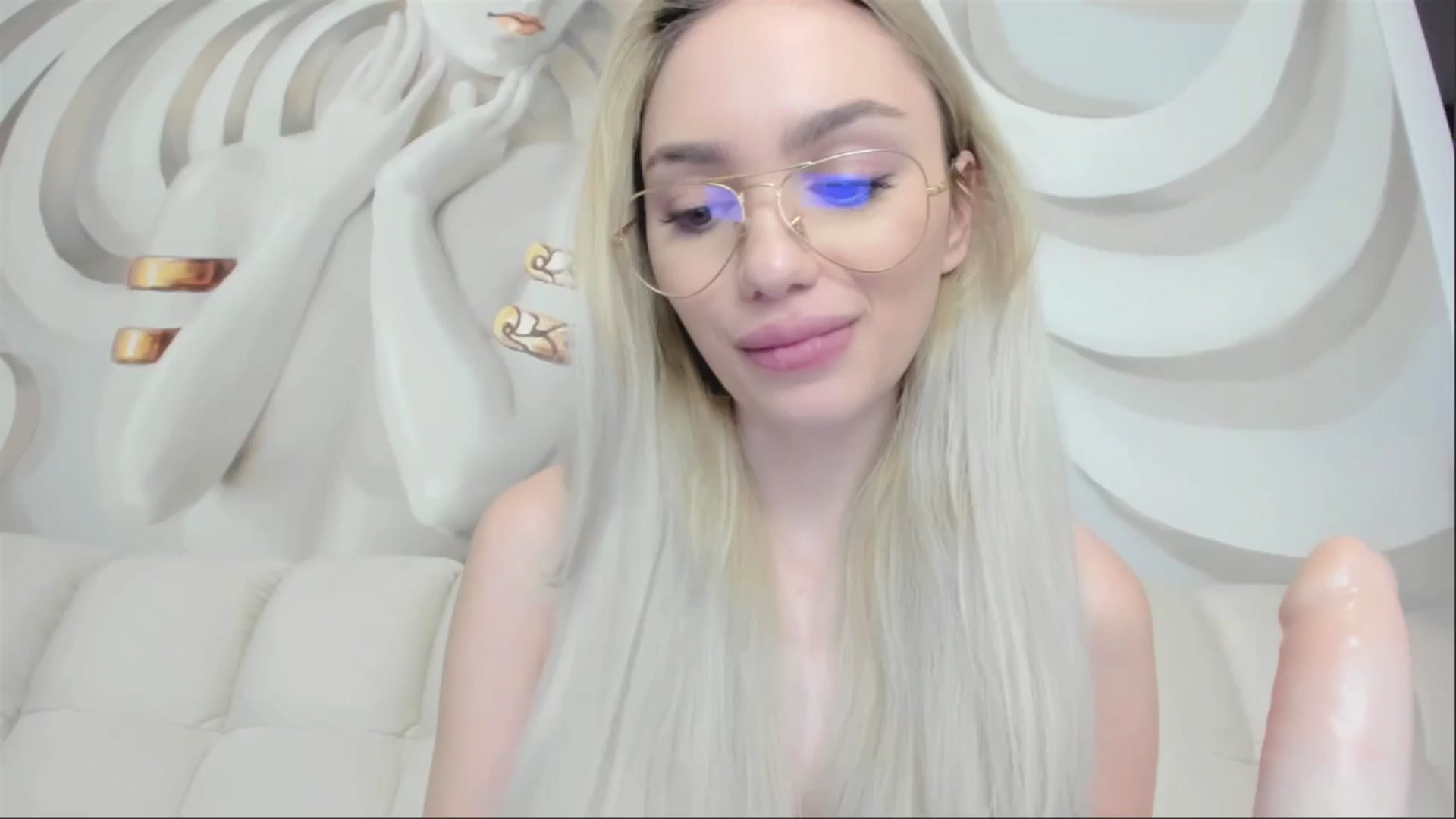 Gallery image thumbnail from HaleySweet18's myfreecams stream on, 05/05/2025, 01:19 image 1 of 20
