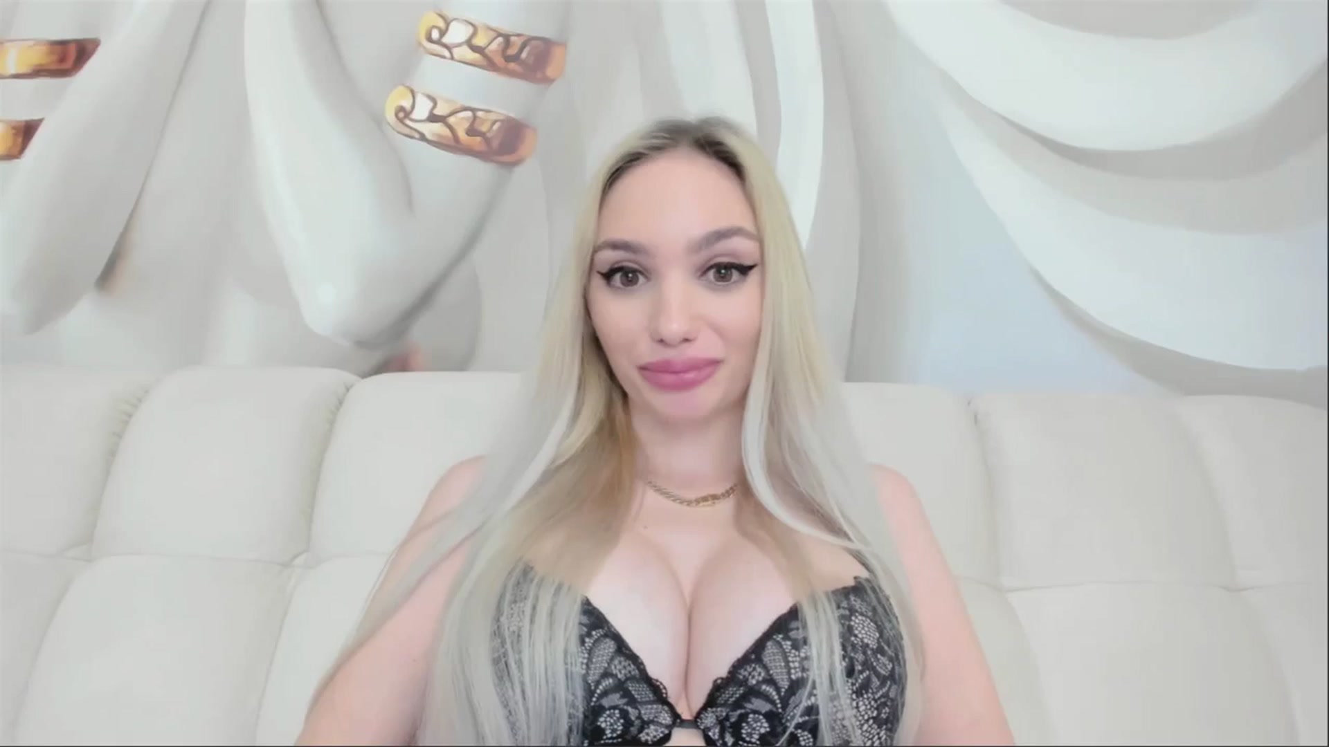 Gallery image thumbnail from HaleySweet18's myfreecams stream on, 05/11/2025, 23:44 image 15 of 20