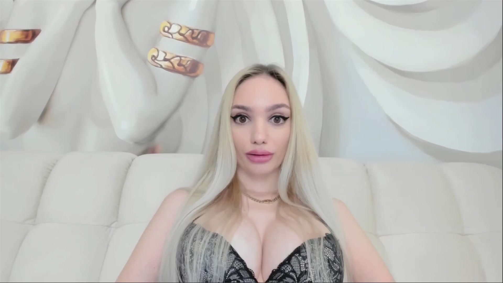 Gallery image thumbnail from HaleySweet18's myfreecams stream on, 05/11/2025, 23:44 image 17 of 20