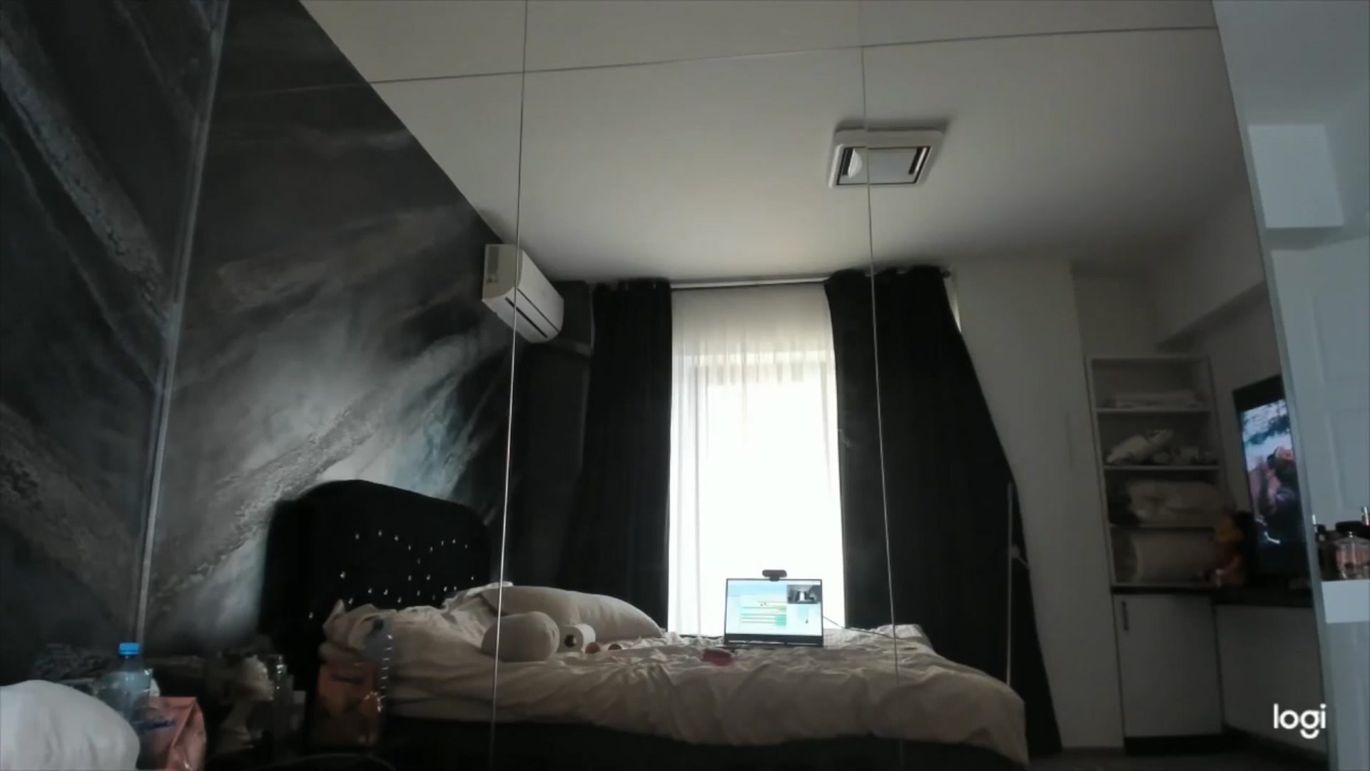Gallery image thumbnail from HaleySweet18's myfreecams stream on, 07/14/2025, 08:46 image 18 of 20