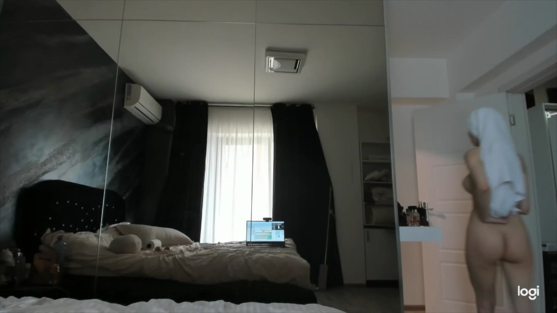 Gallery image thumbnail from HaleySweet18's myfreecams stream on, 07/14/2025, 08:46 image 9 of 20